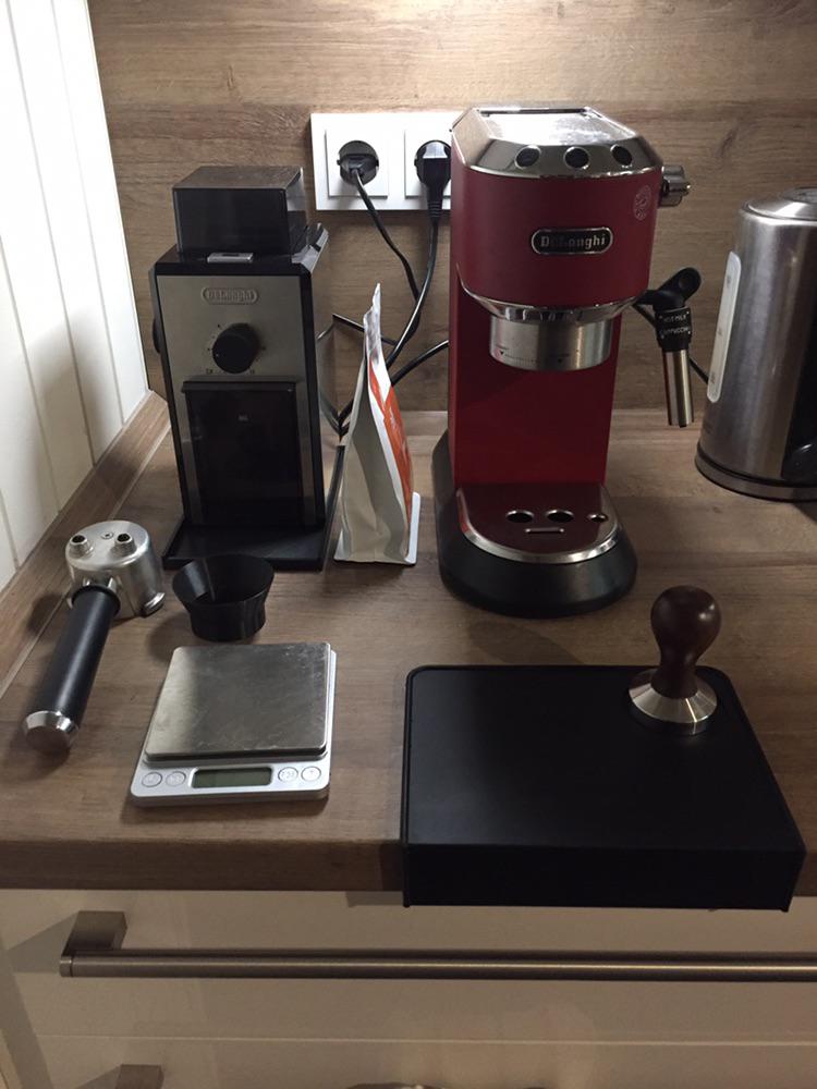 My first setup! De’Longhi Dedica/ De’Longhi KG89 r/espresso