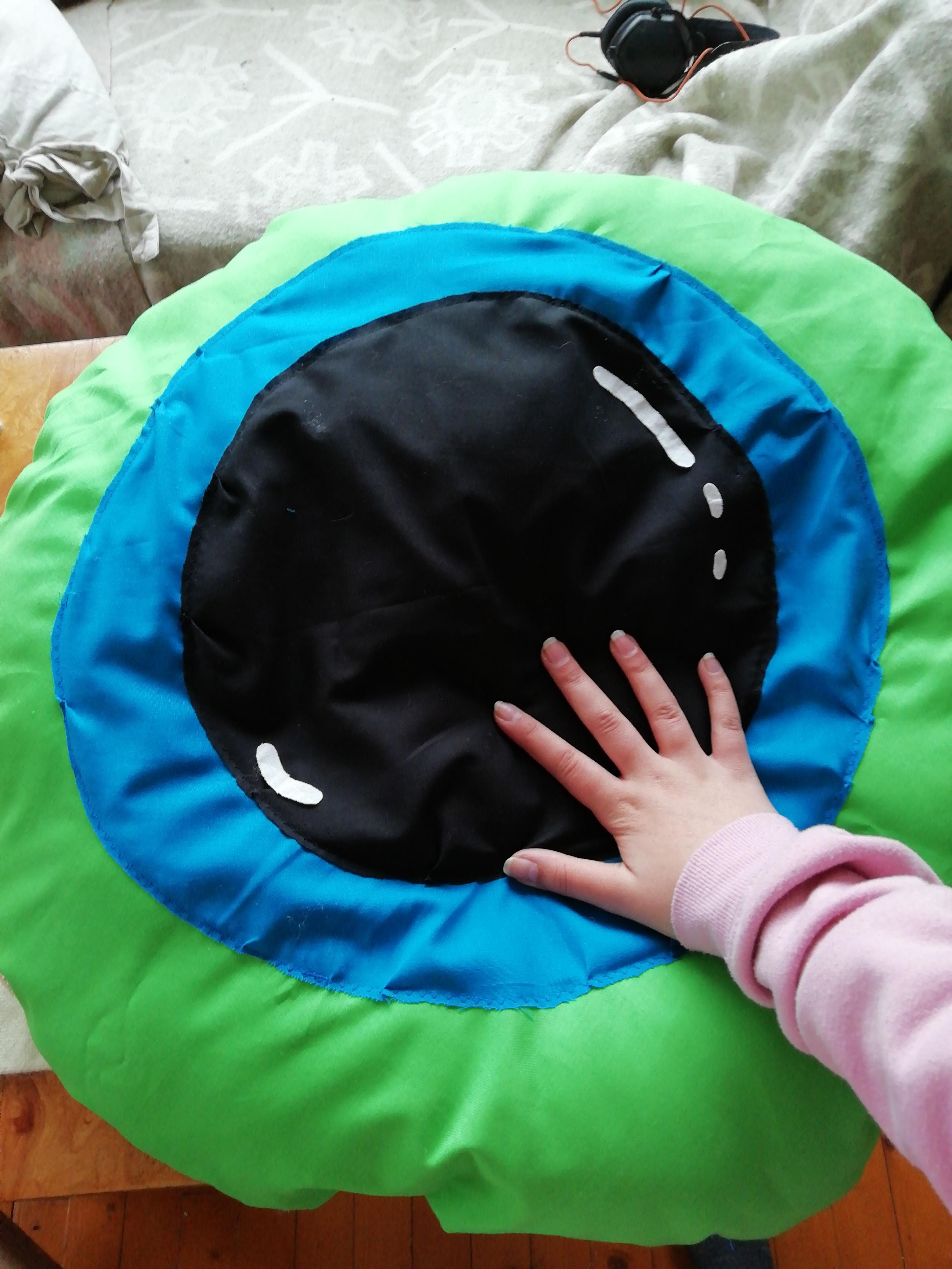 I made a huge Sam pillow! (I know that this has been done before, but I