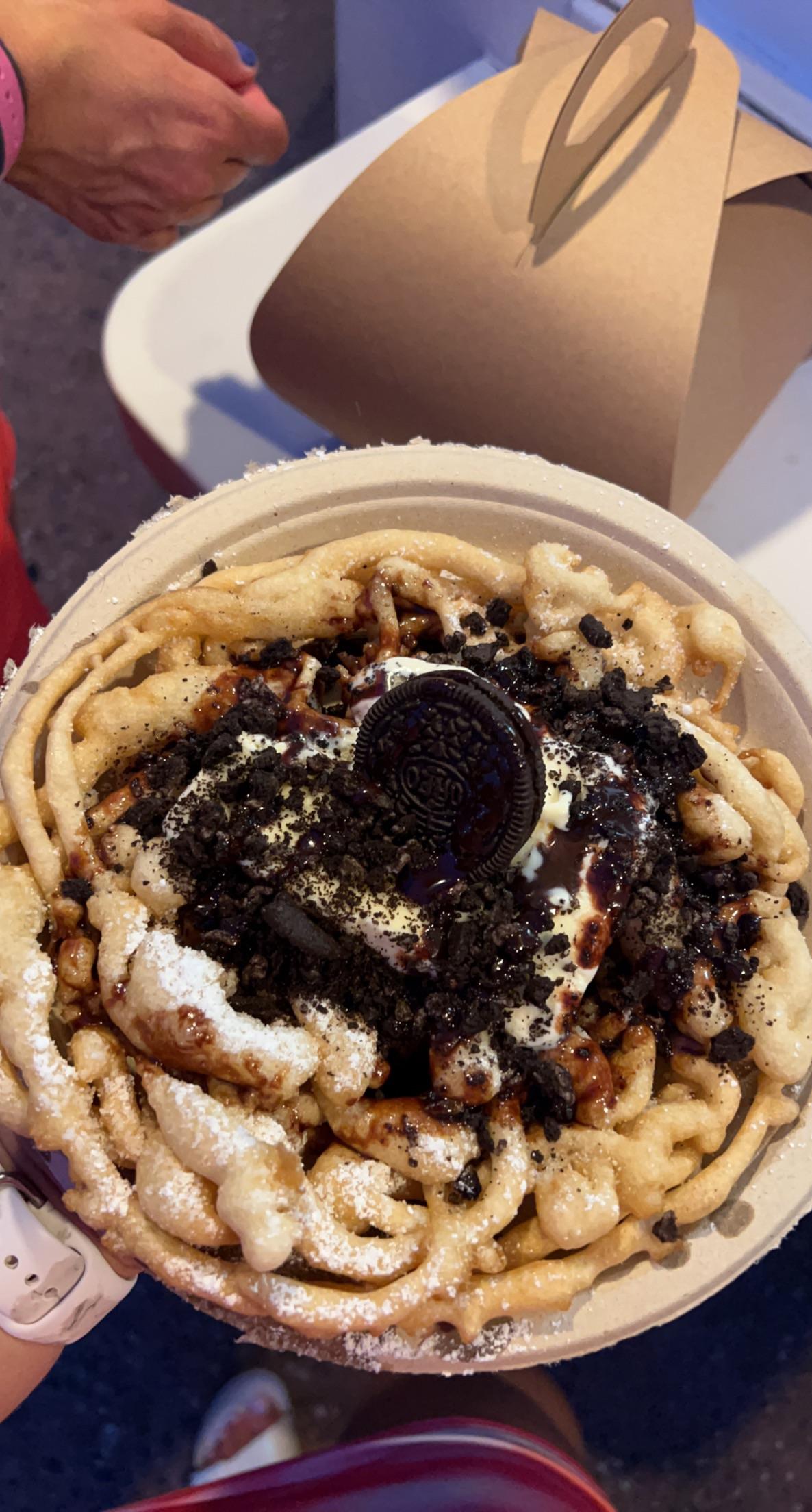 Oreo funnel cake r/Baking
