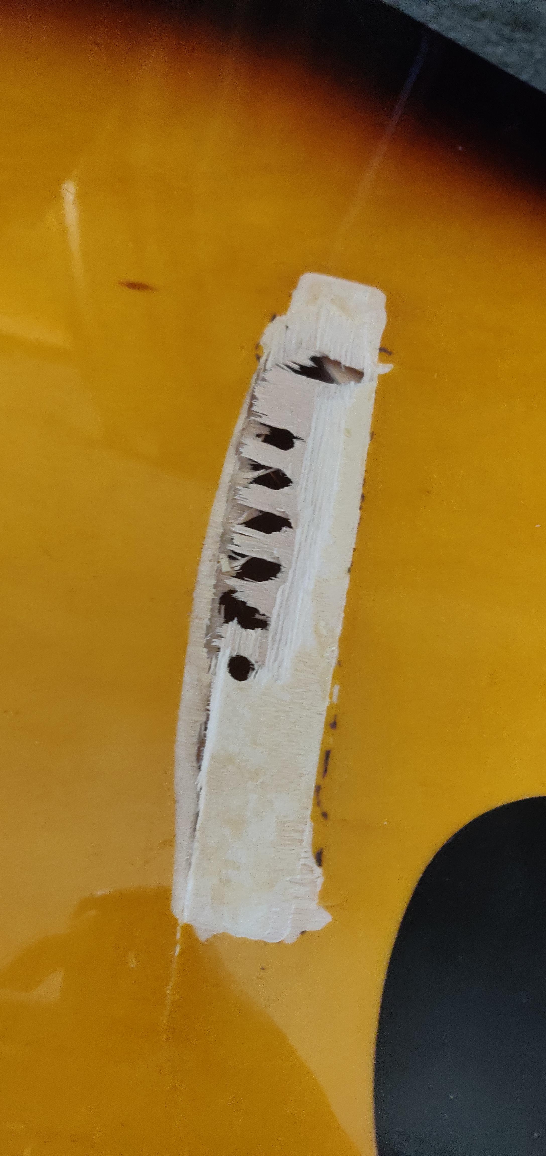 Broken guitar bridge, can this be fixed or no? r/guitarlessons