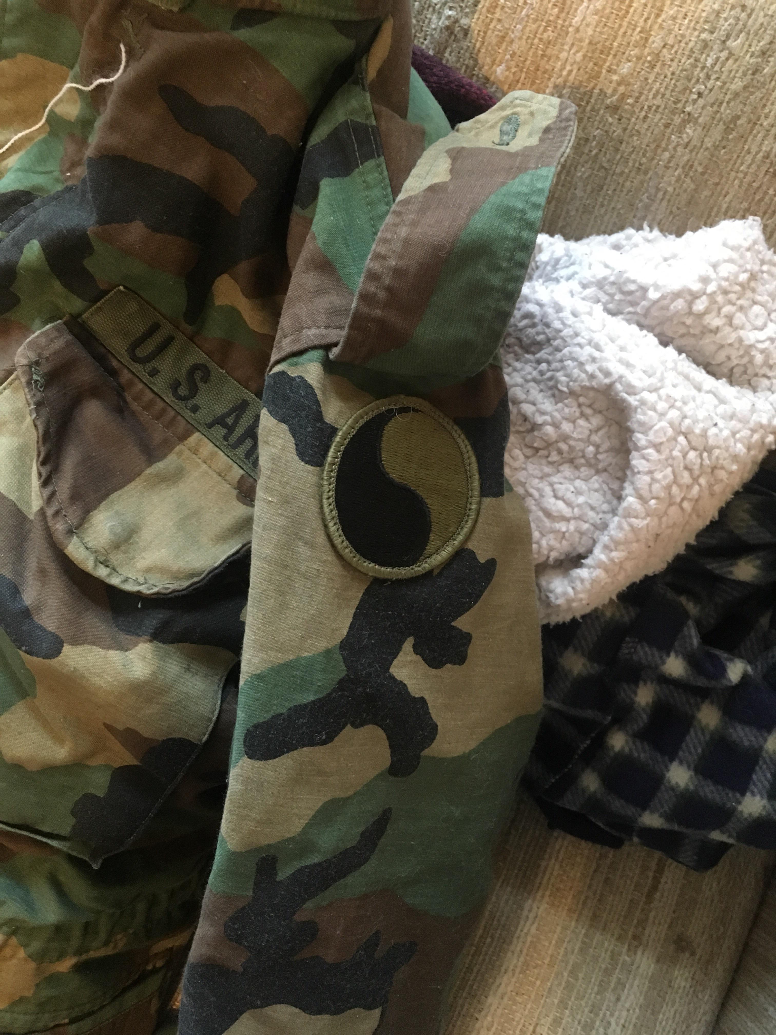 What does this mean? I tried looking it up and all I got was IS Army