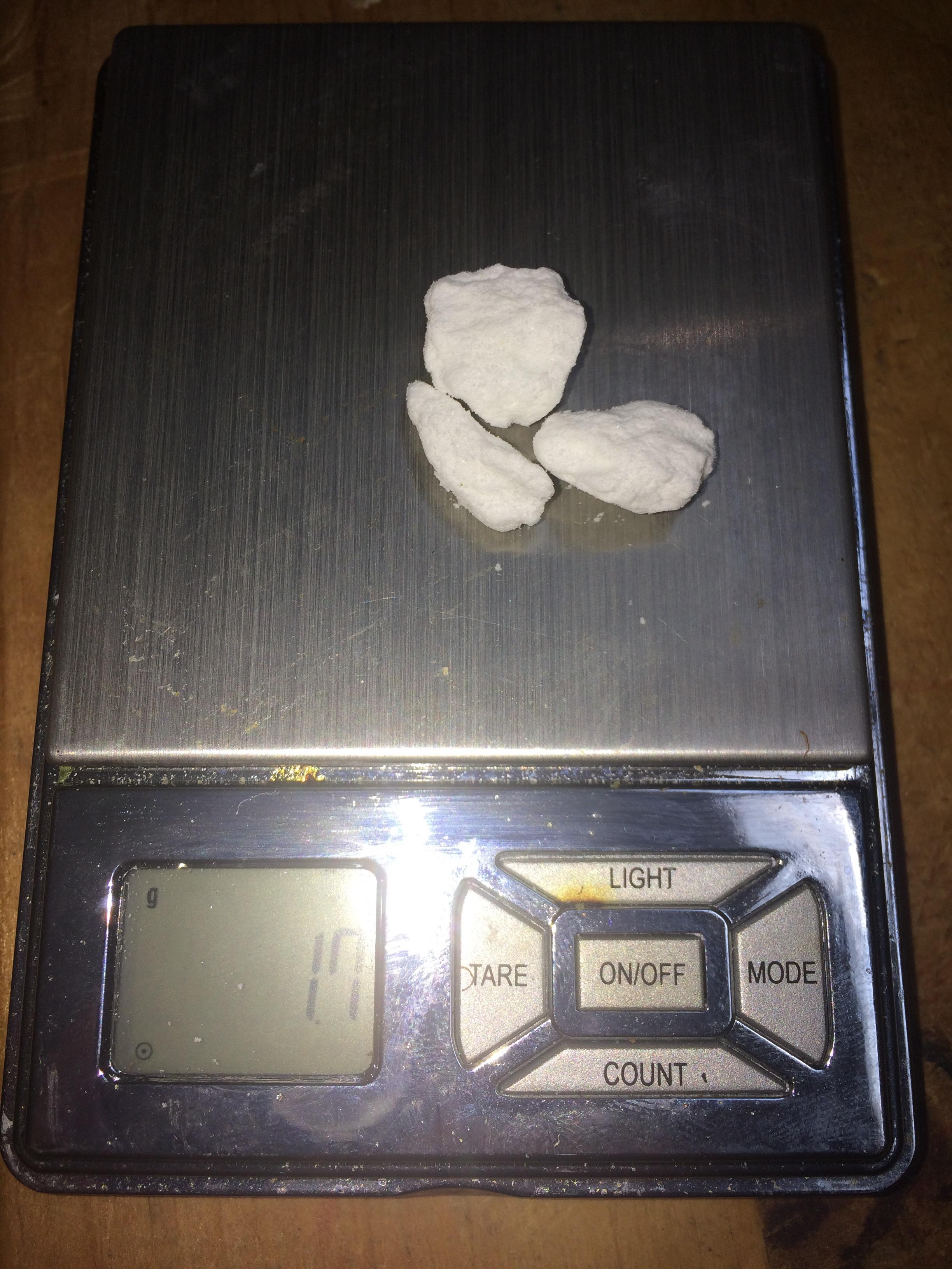 Gram & a half of FIRE 🔥 best shit I've ever had. Party begins at 10