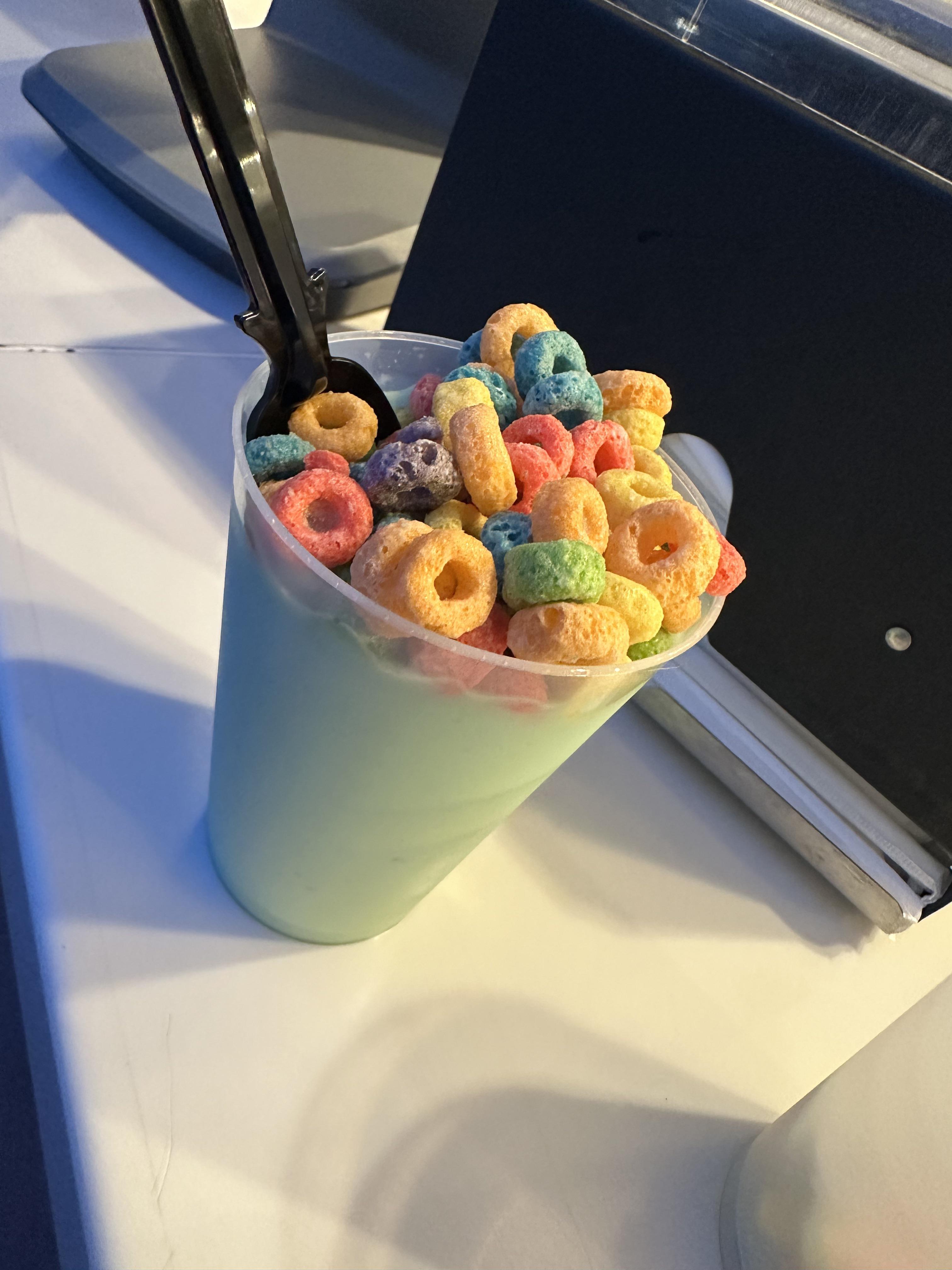 The Fruit Loops shake should be illegal 🔥 r/DisneyWorld