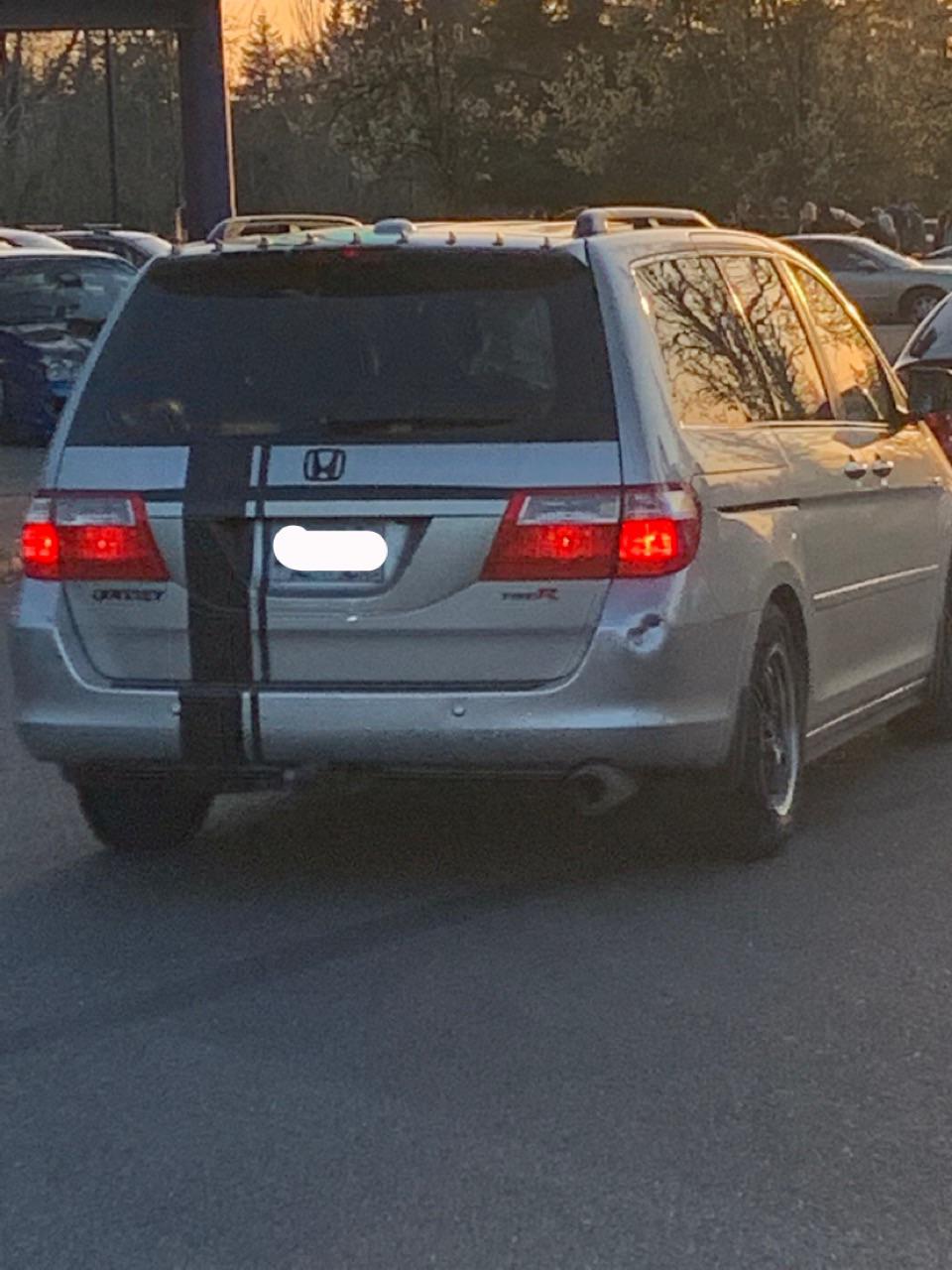 Homie pulled up to the meet with the Honda Odyssey TypeR. Got the