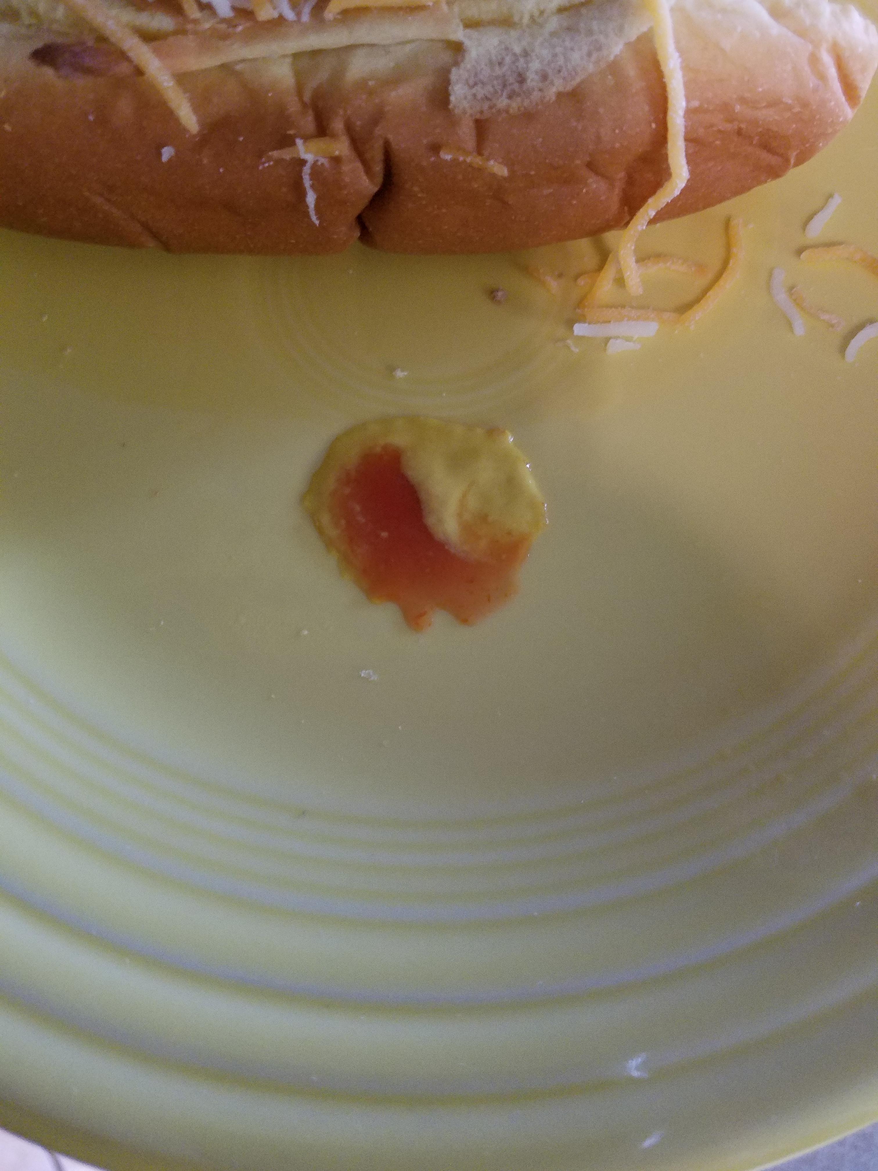 The yen and yang of my ketchup and mustard. r/popping