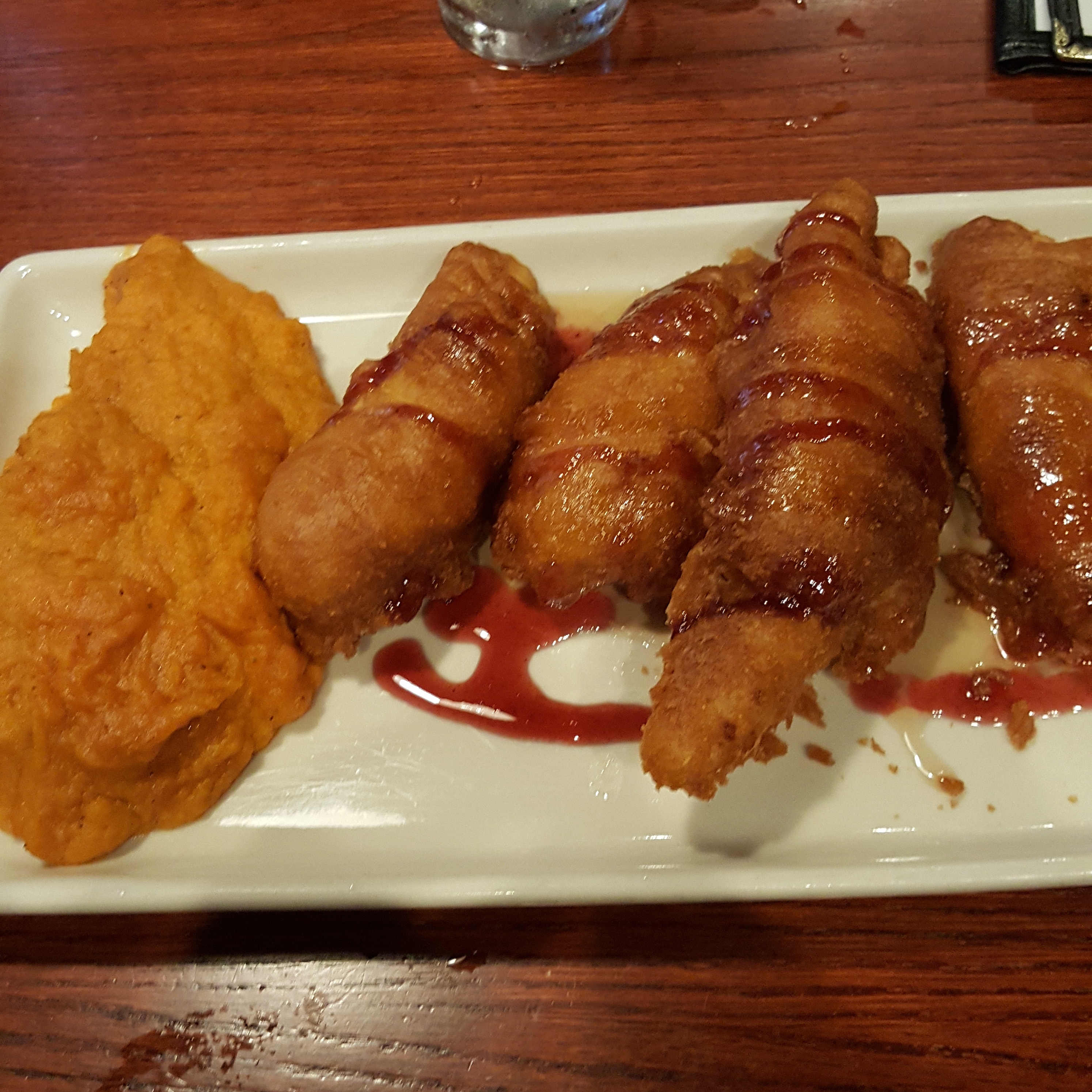 [i ate] waffle chicken drizzled with maple raspberry syrup and a side