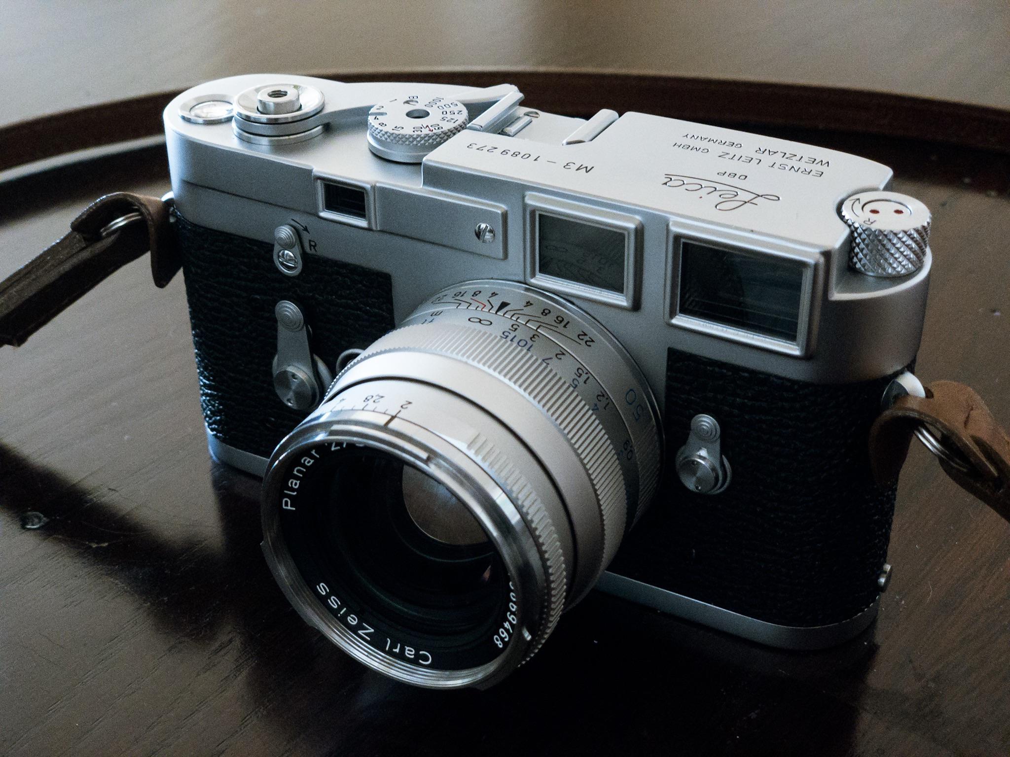 Leica M3 & Zeiss Planar f2 Chrome r/Leica