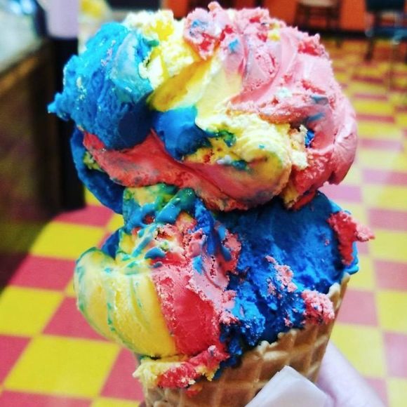 My favorite flavor as a kid Superman Ice cream! r/nostalgia