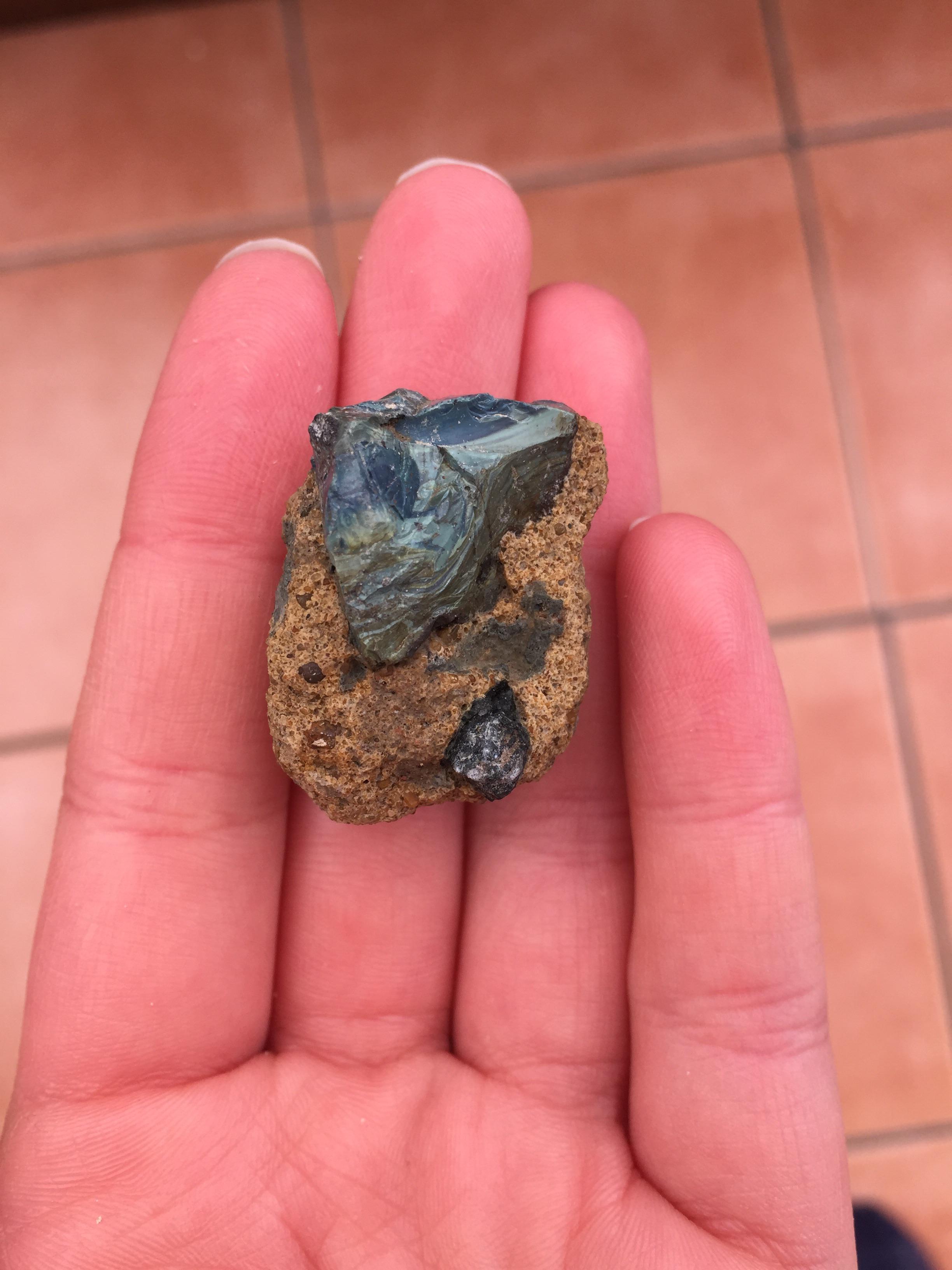 What is this blue rock? In concrete in South of England, Thames Estuary