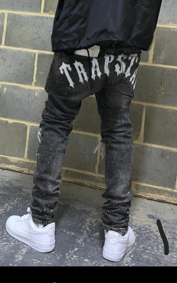 Have been looking everywhere for these Trapstar jeans, worn by Central
