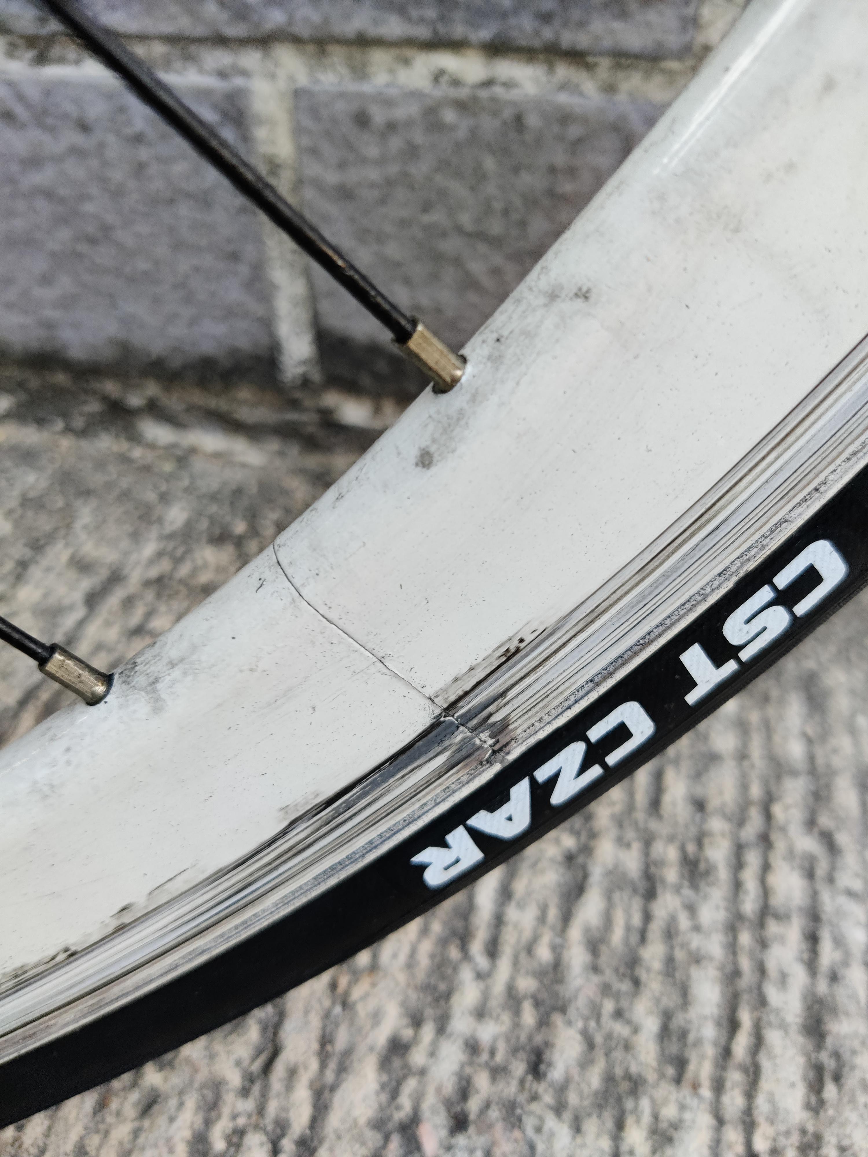 The rim is cracked all the way through. Do I need to replace my wheel