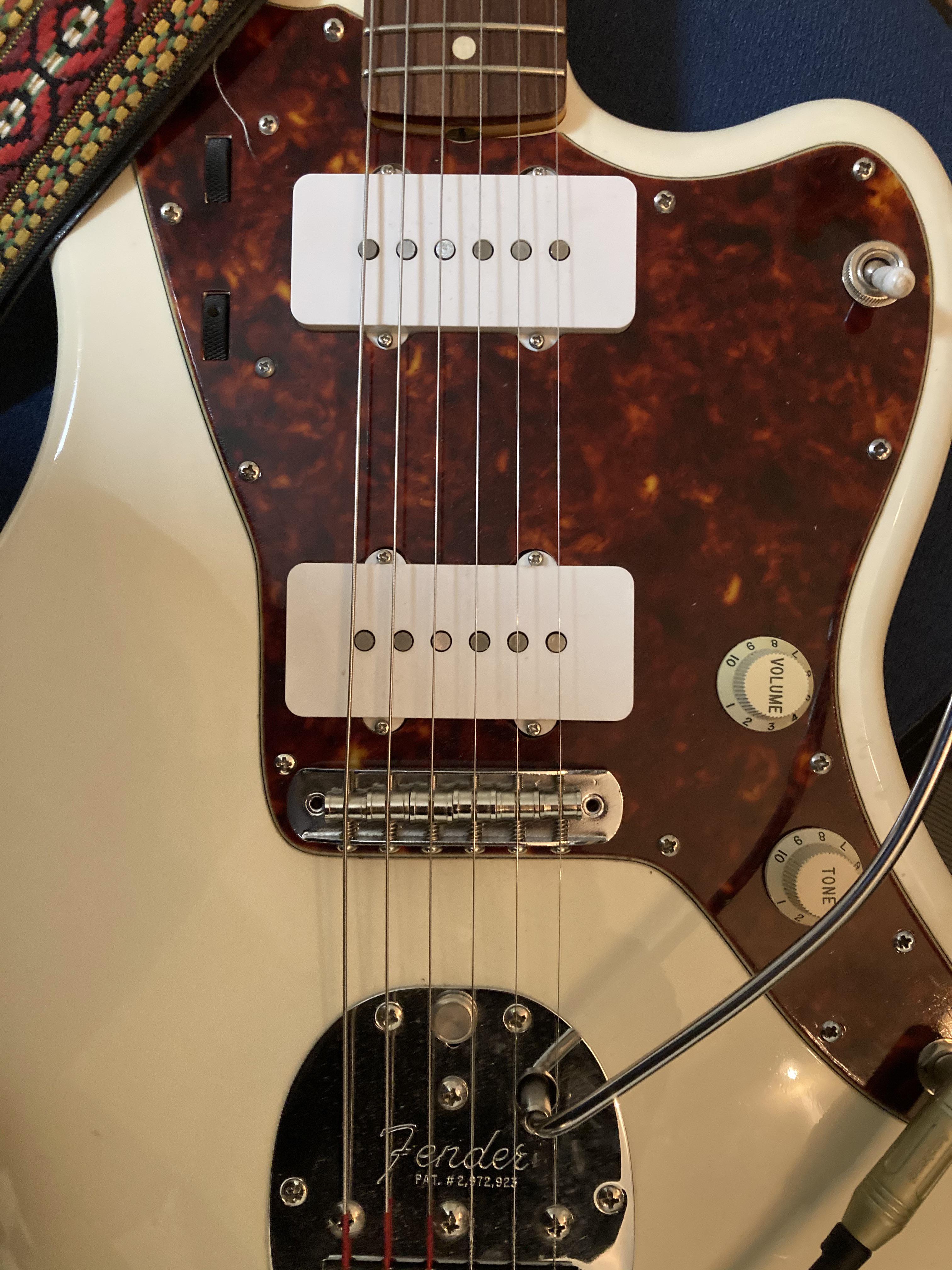 Pickguard bevel