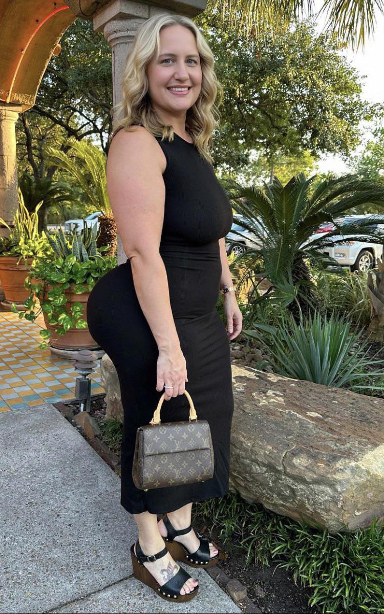 Must find this treasure : Milfbootys