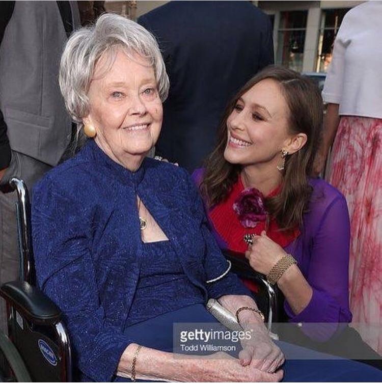 Lorraine Warren has passed! r/Psychic