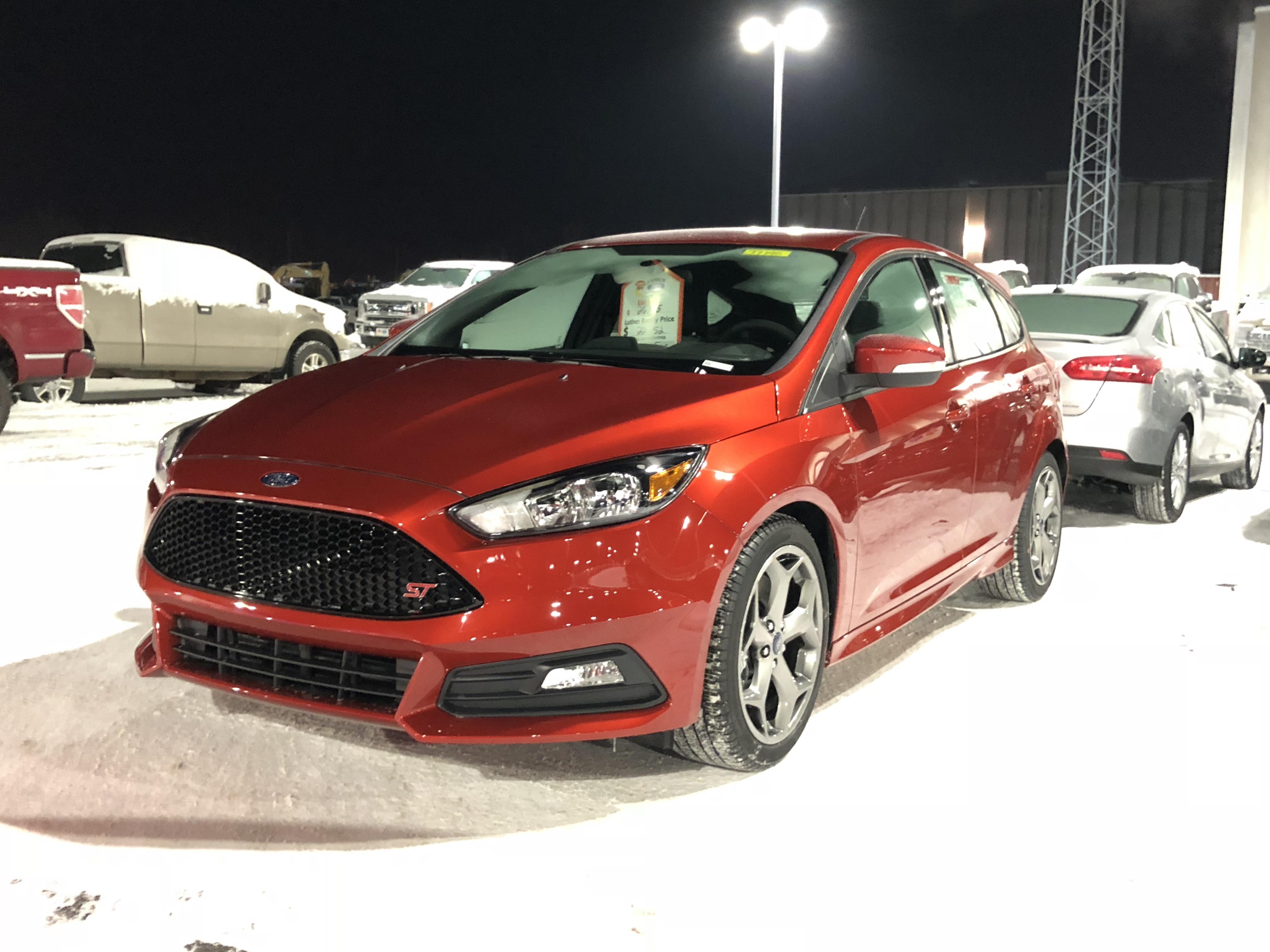 New Hot Pepper Red ‘18 showed up at work today... r/FocusST