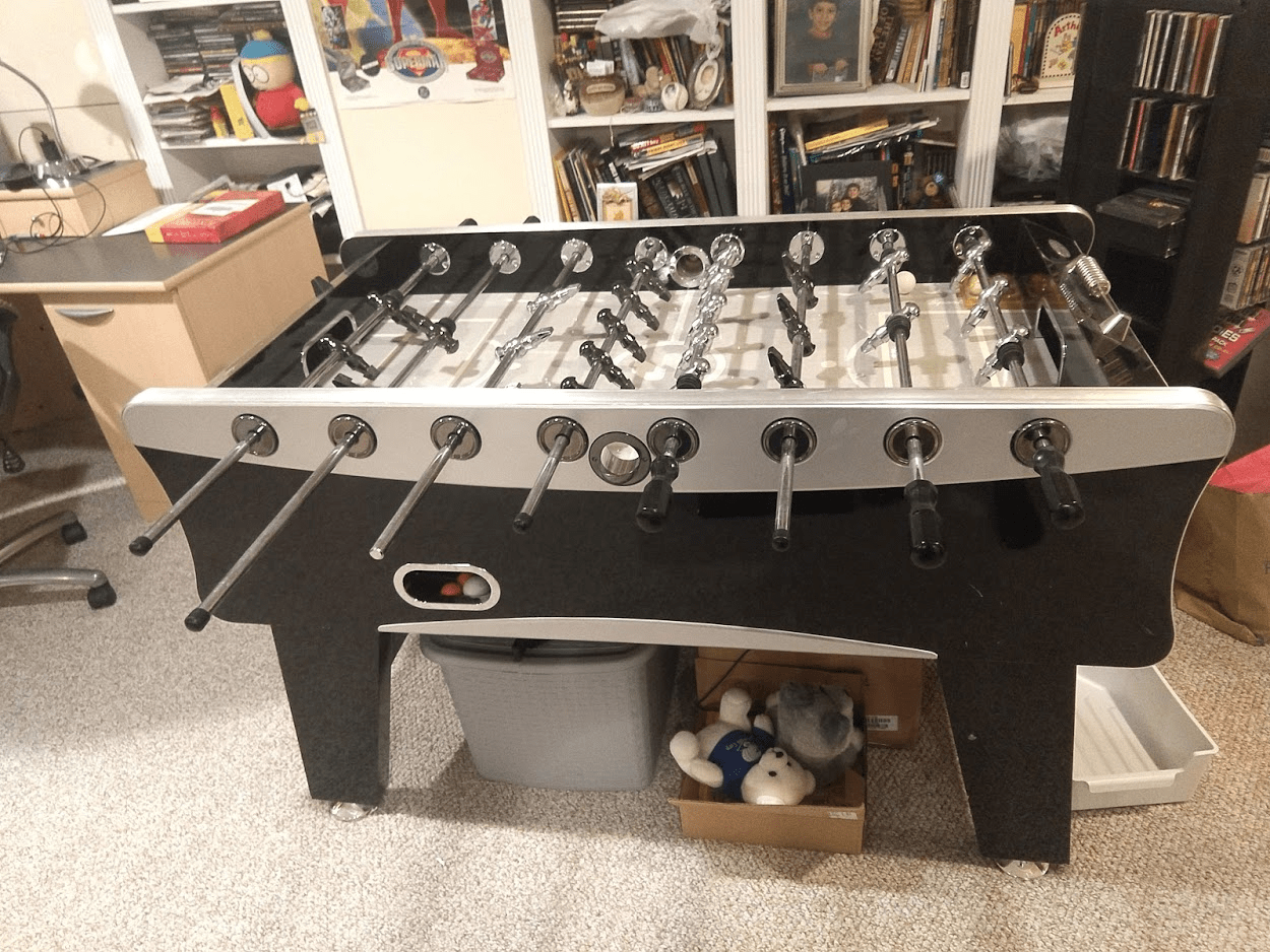 What model foosball table is this, and what do you think it is worth