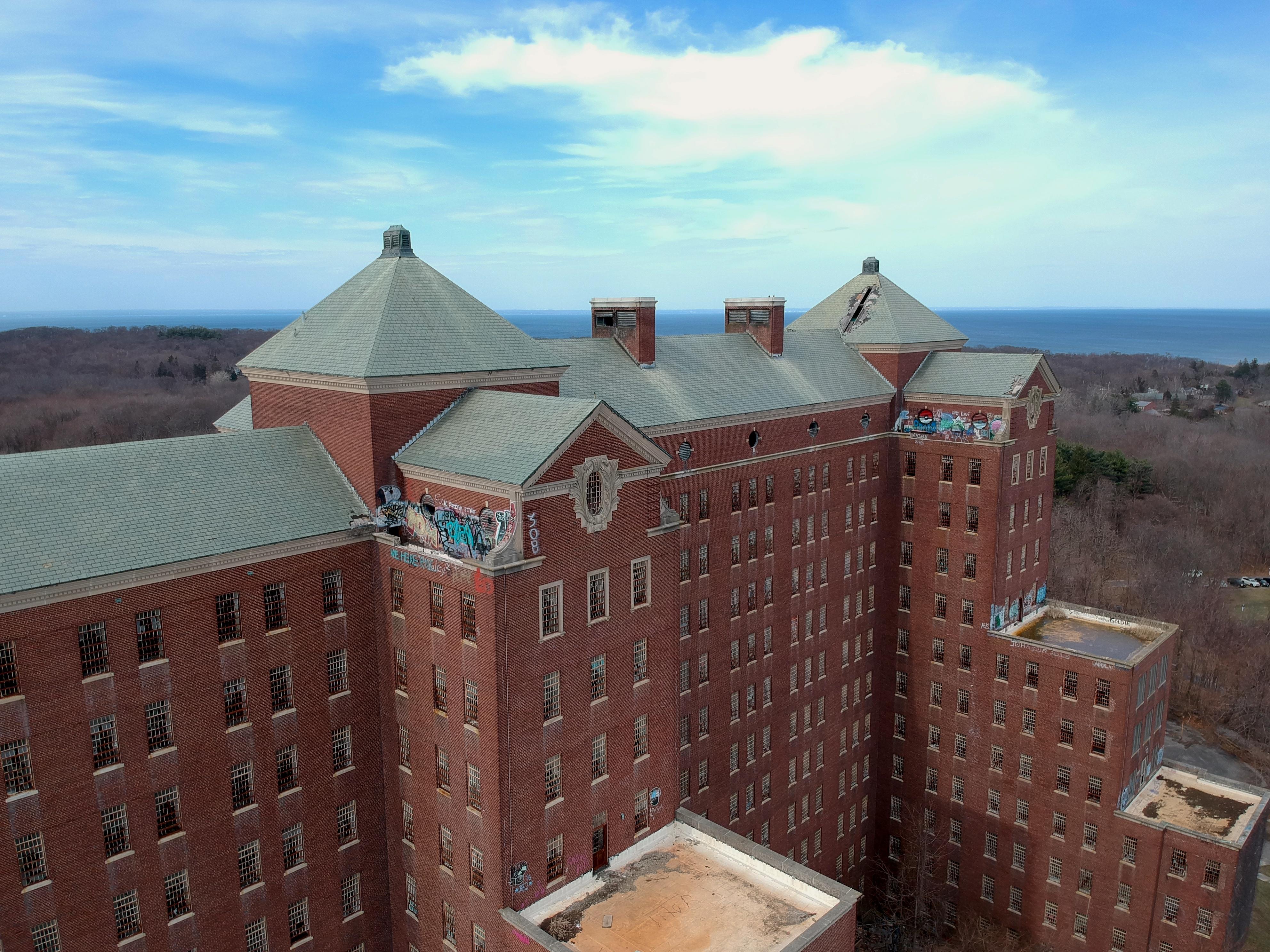 Kings Park Psychiatric Center, Long Island NY r/DJISpark