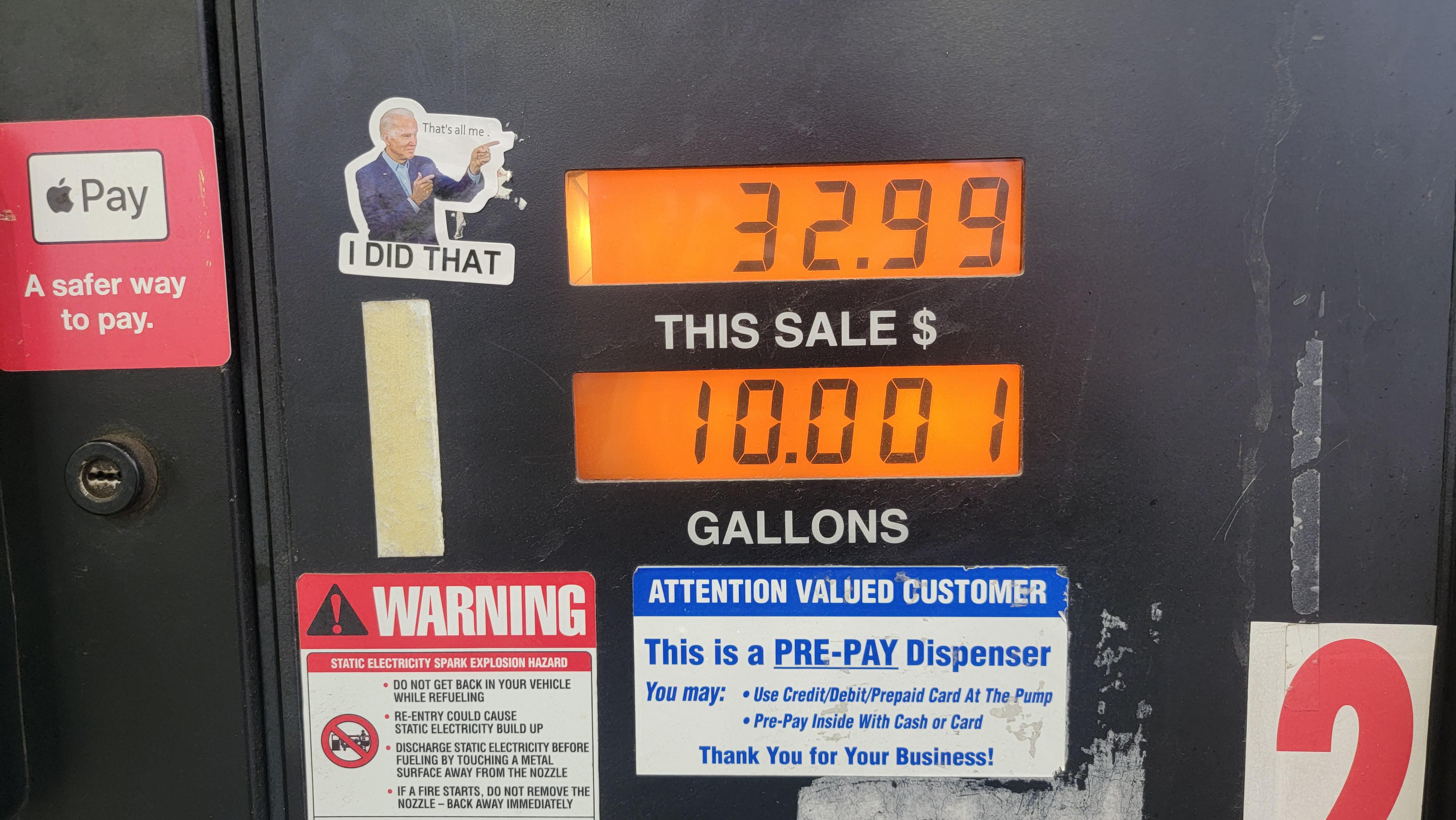 (OC) I couldn't decide if I wanted 33.00 or 10.000 gallons of gas, so I had to split the