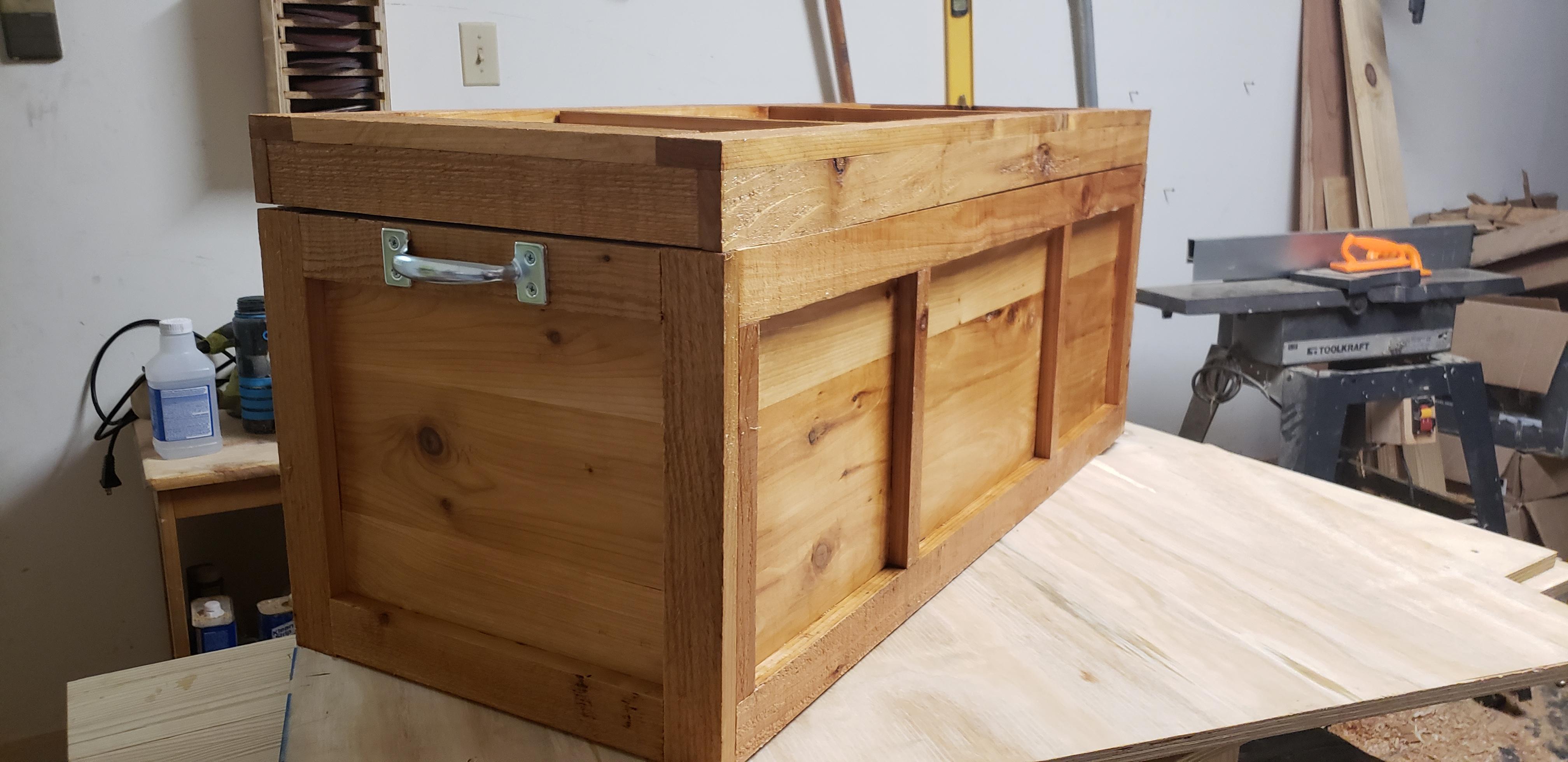 Rustic cedar blanket chest. My first commission. r/woodworking