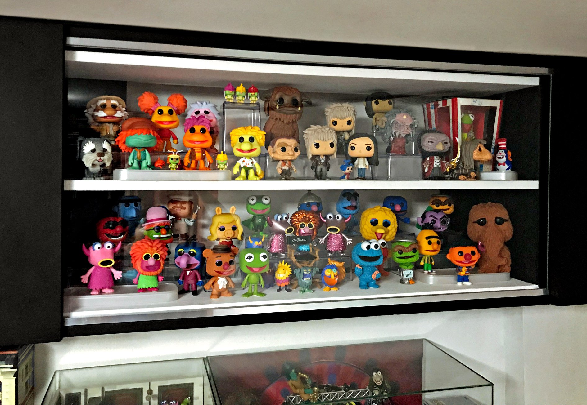 Finally displayed my Jim Henson Funko Pops! 😶 r/Funko