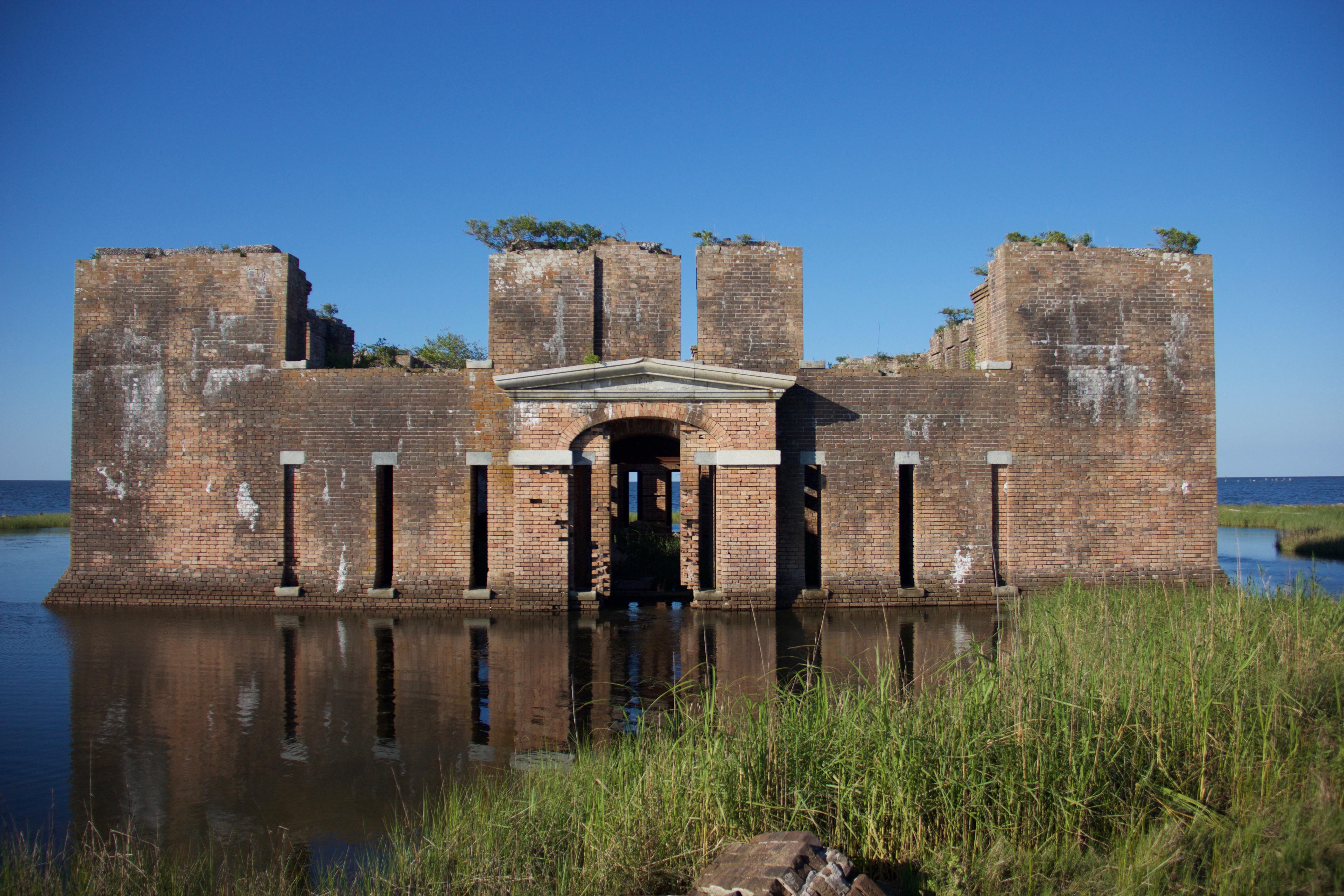 Fort Proctor, LA r/AbandonedPorn