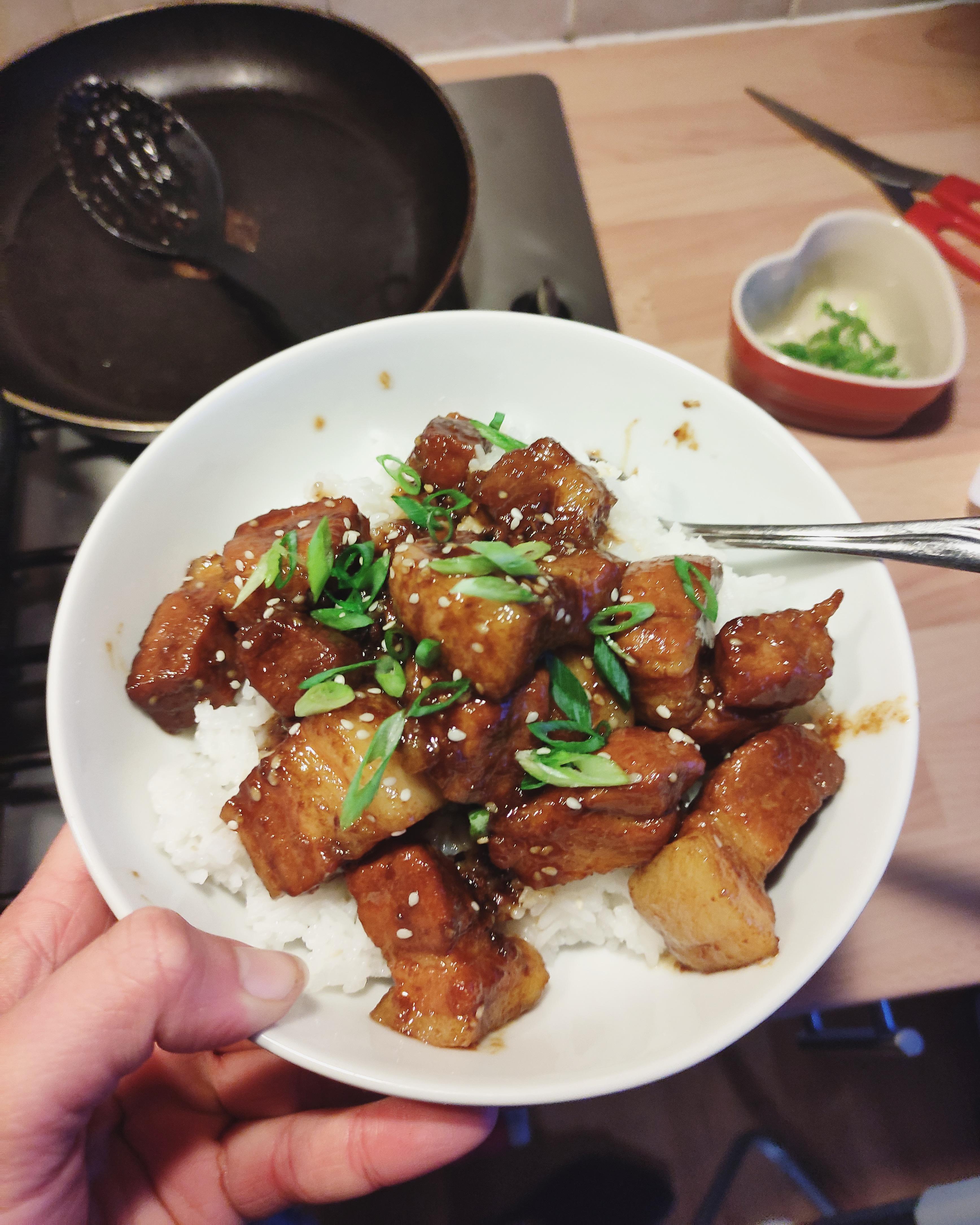 Homemade sticky slowcooked pork belly r/FoodPorn