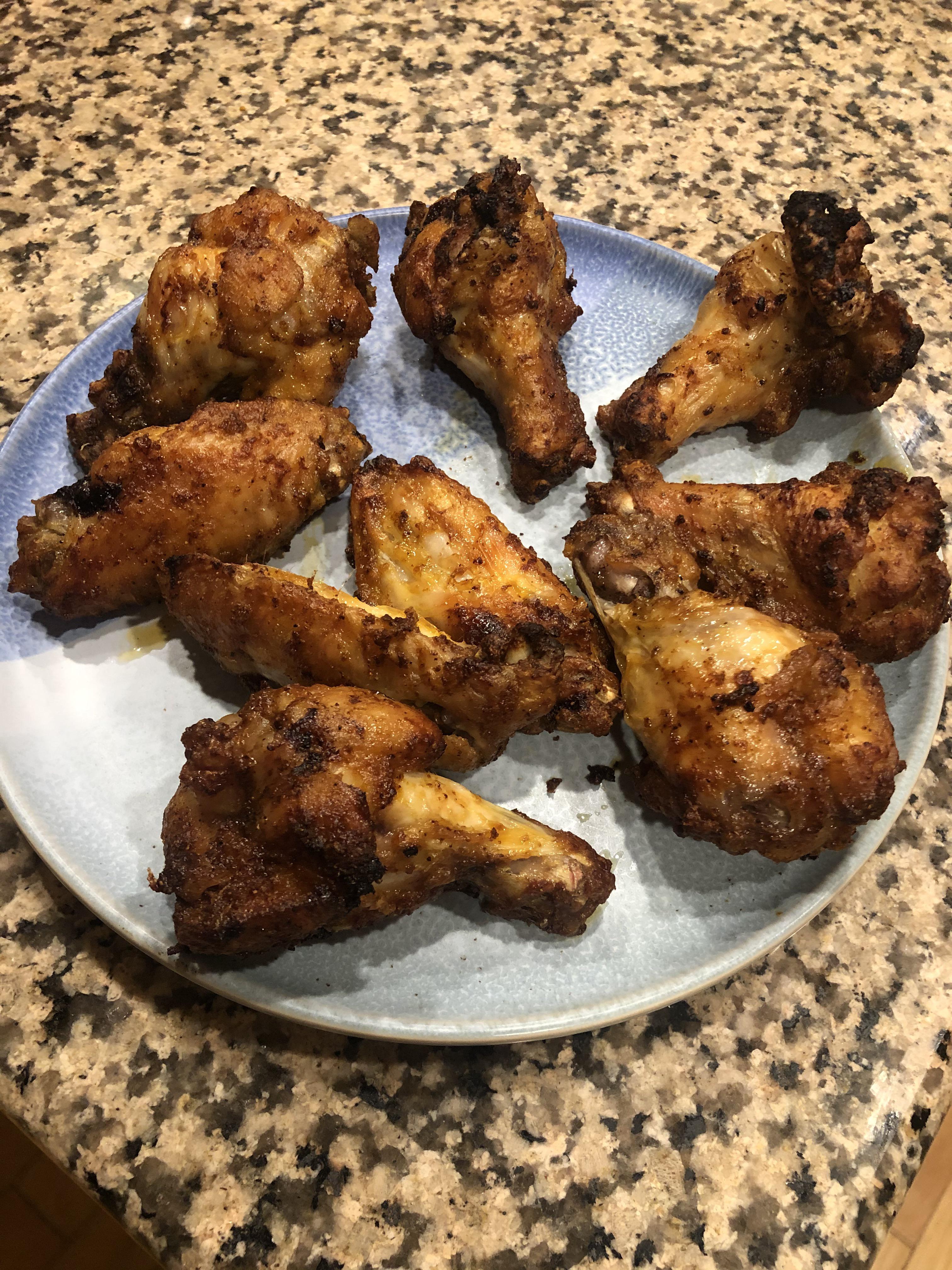 [Homemade] Spicy Dry Rub Chicken Wings. r/food
