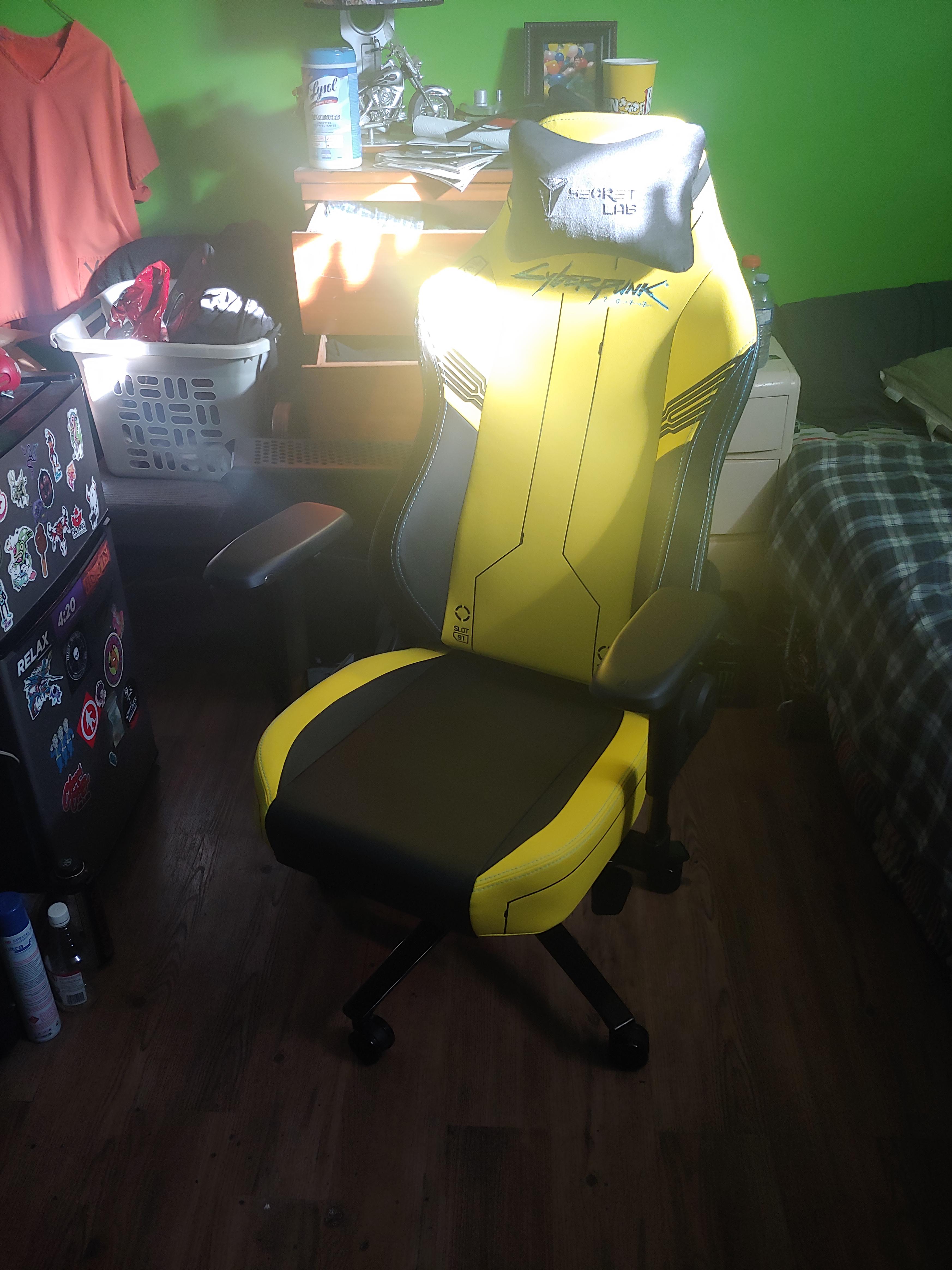 New Chair SecretLabChairs