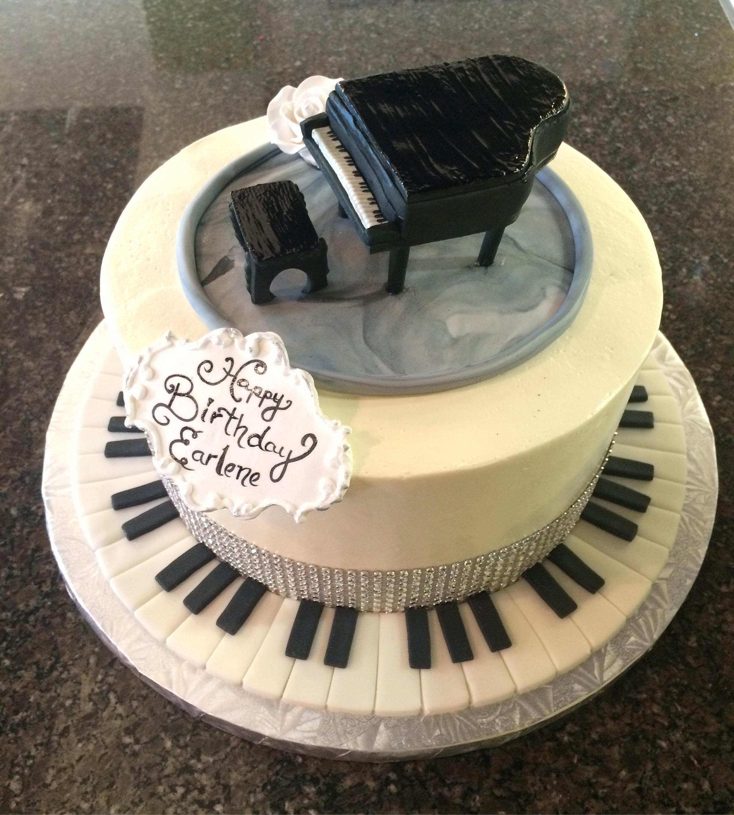 Music lover cake 🍰 CAKEWIN