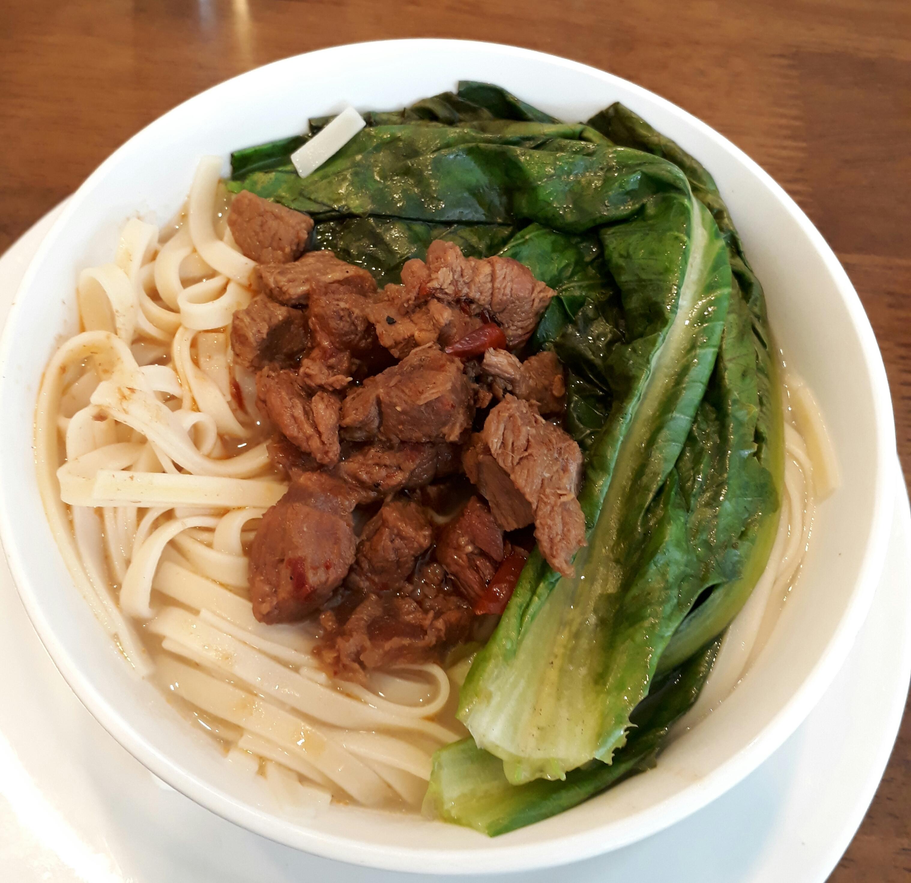 Spicy Hunan noodles r/FoodPorn