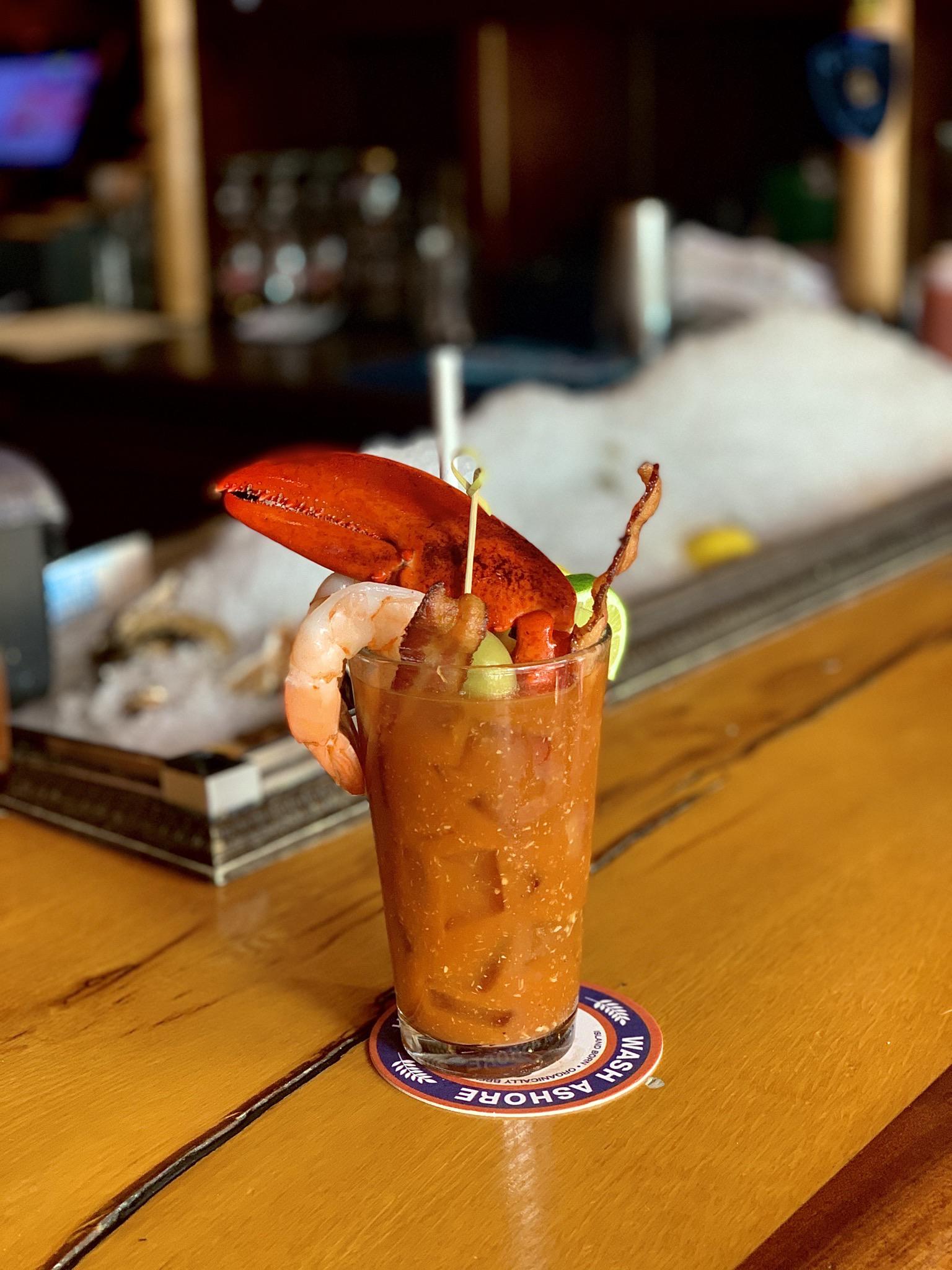 Bloody Mary with shrimp, bacon, and a lobster claw r/FoodPorn