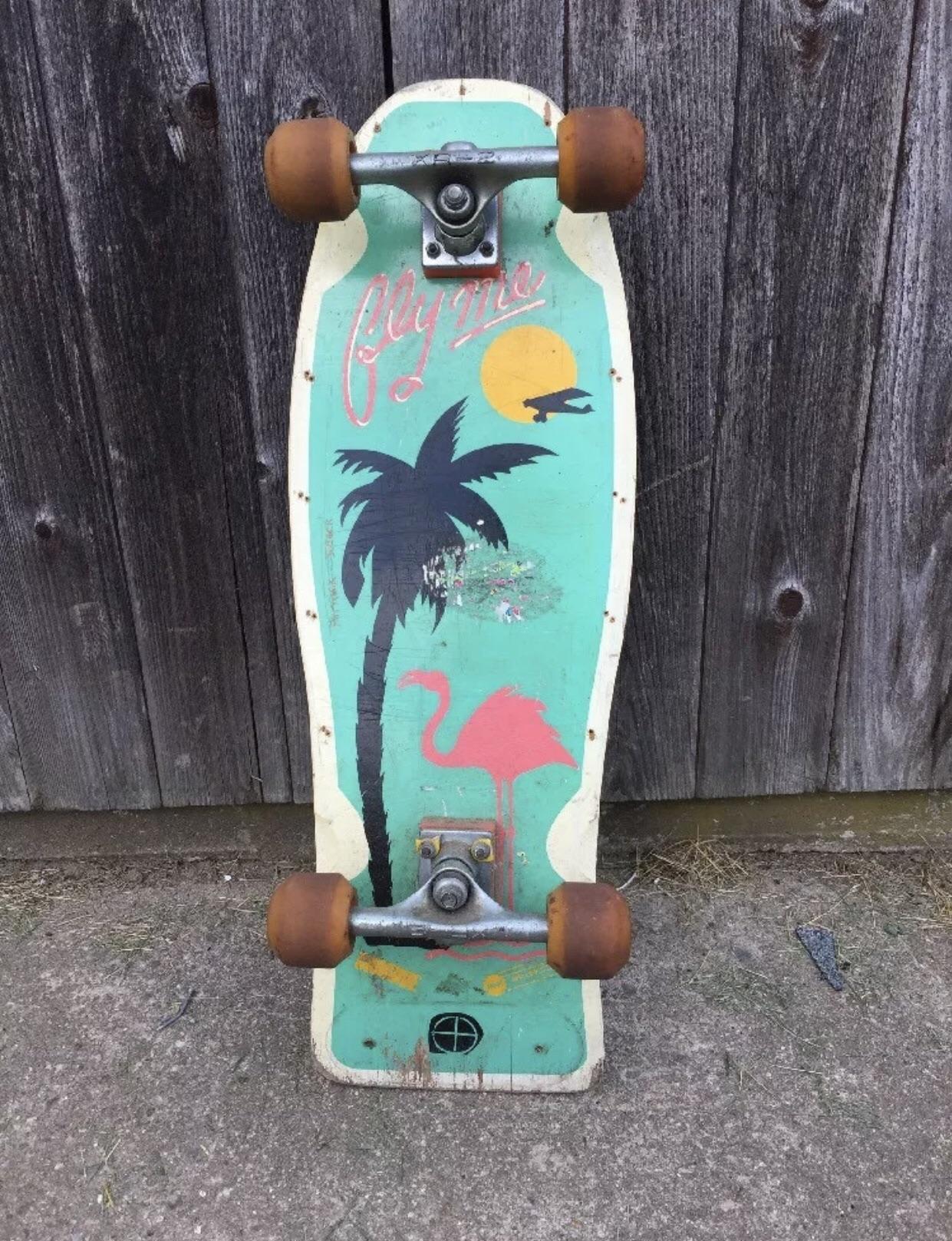 80s Skateboard Papirio