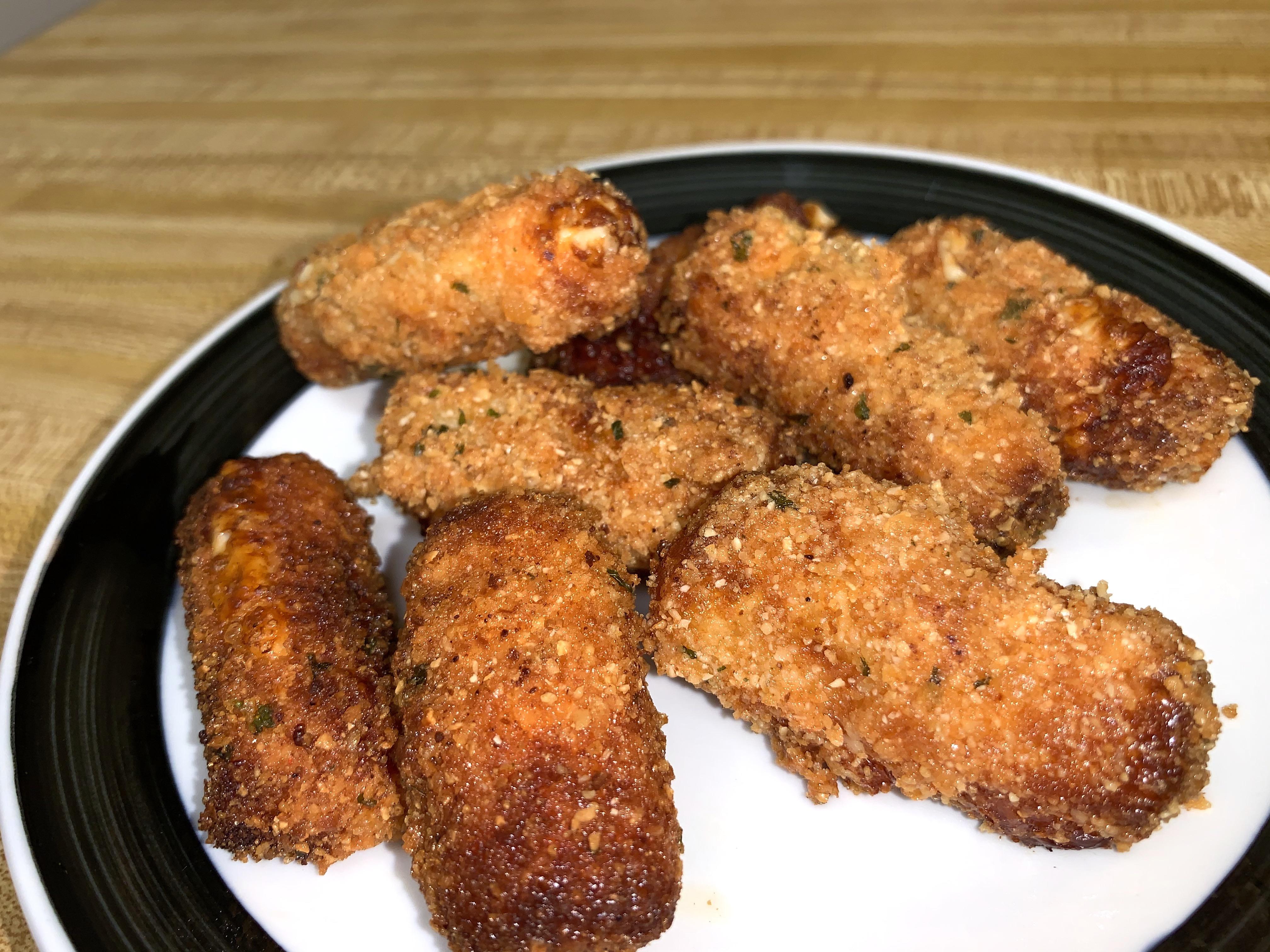 Keto Mozzarella Sticks r/ketorecipes