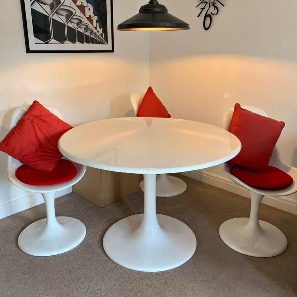 Been offered this replica Saarinen Tulip table for £50 what do you