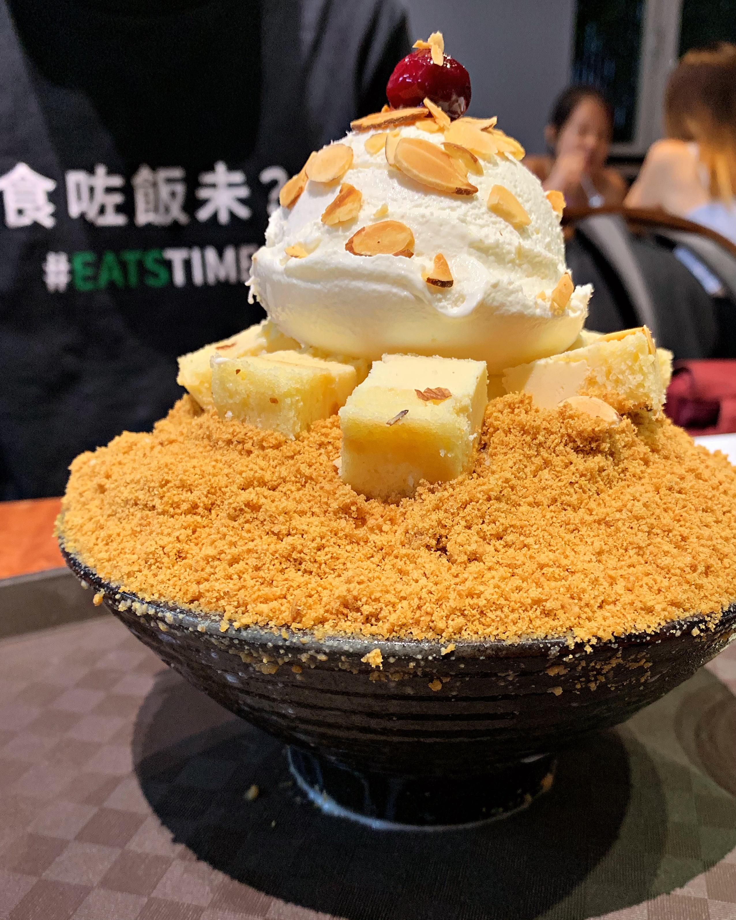 [I Ate] Cheesecake Bingsu (Korean Shaved Ice) r/food