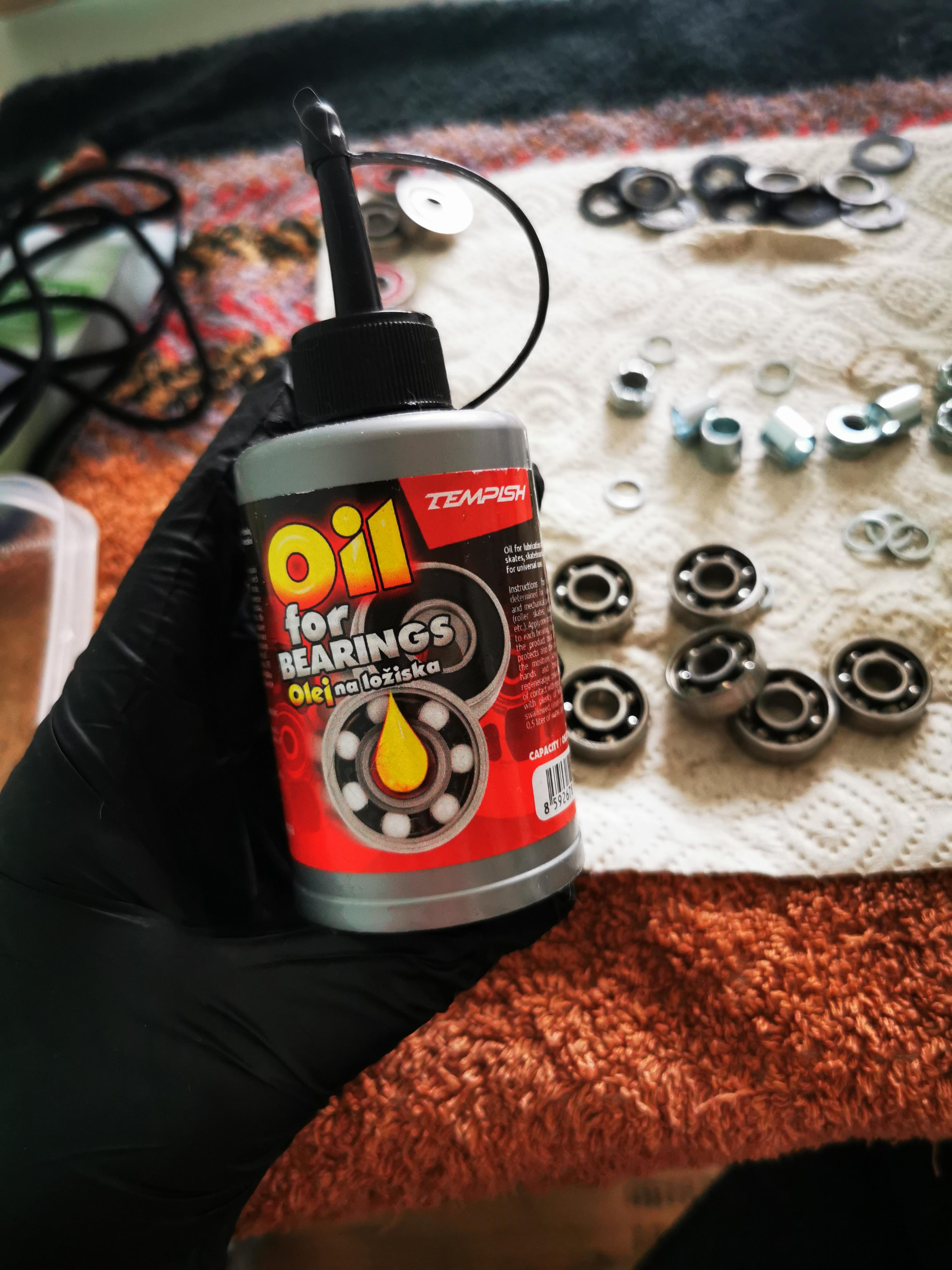 Cleaning my bearings the first time. After applying this oil on the