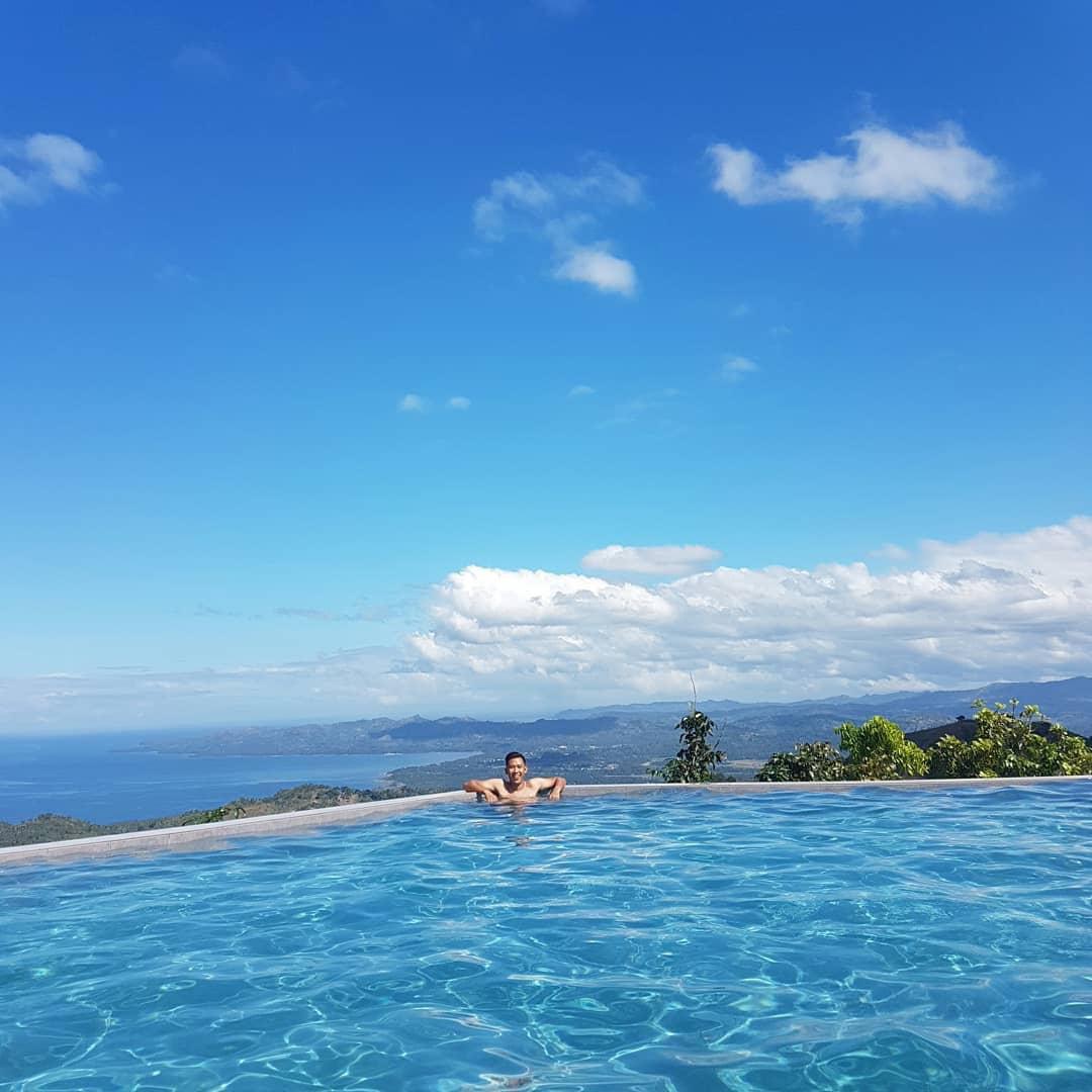 Caluan Infinity pool in Sindangan r/PhilippinesPics