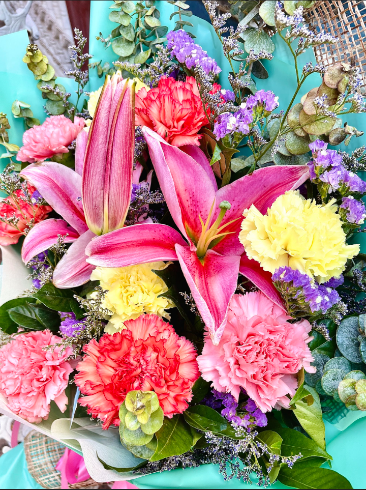 Is it stereotypical for INFPs (even males) to love flowers? I