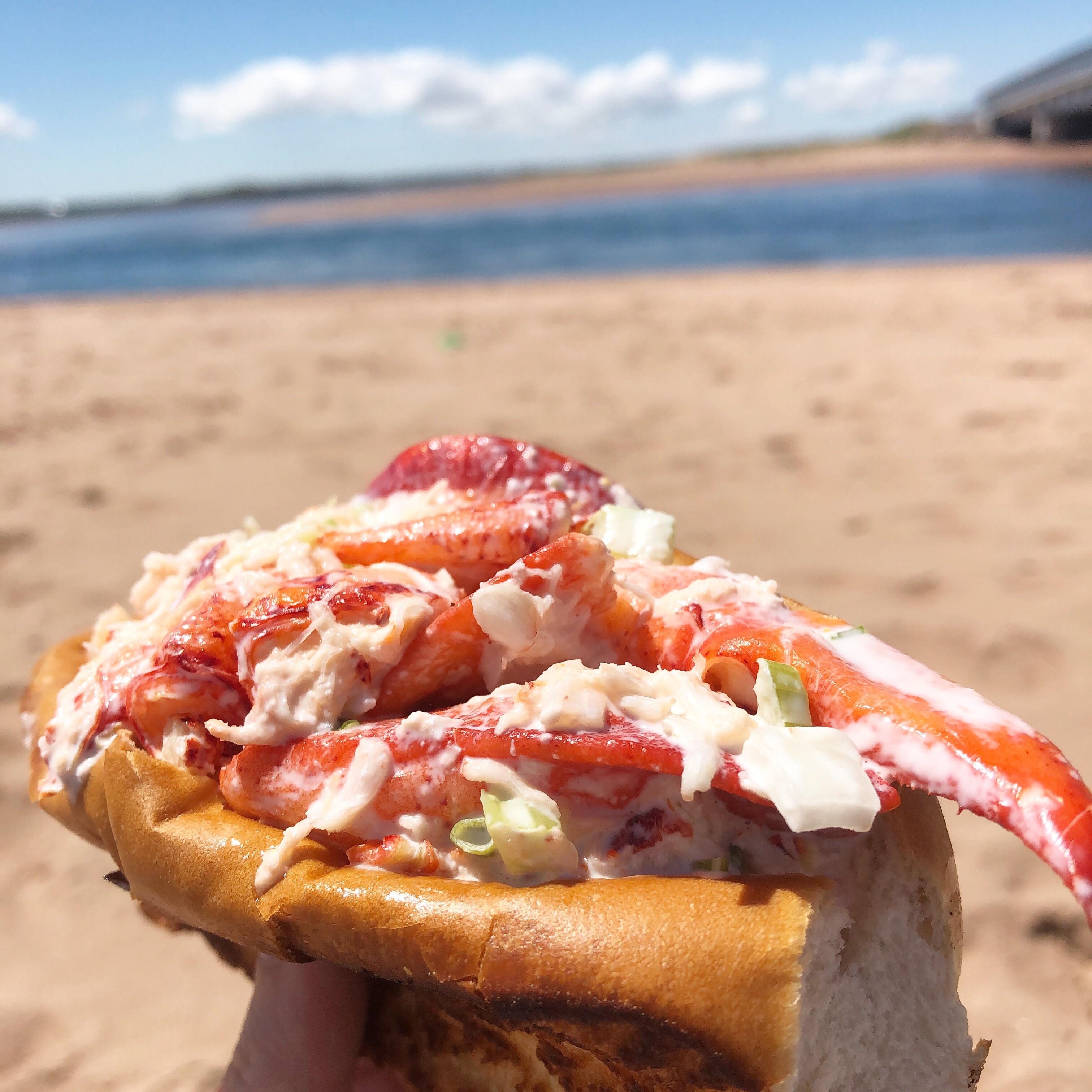 [I ate] A PEI Lobster Roll r/food