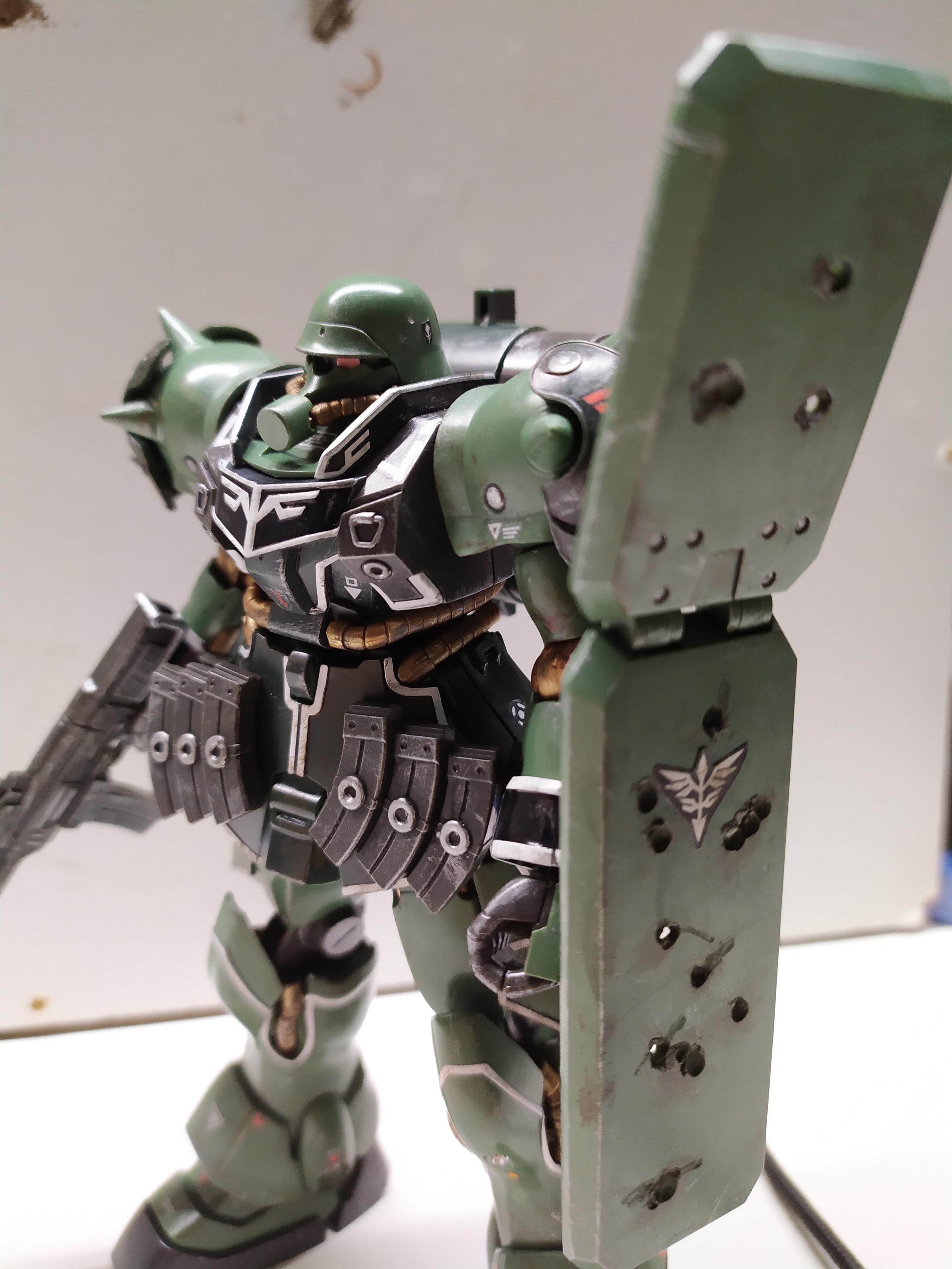 Last one of the year (HG Geara Zulu (Guards Type)) r/Gunpla