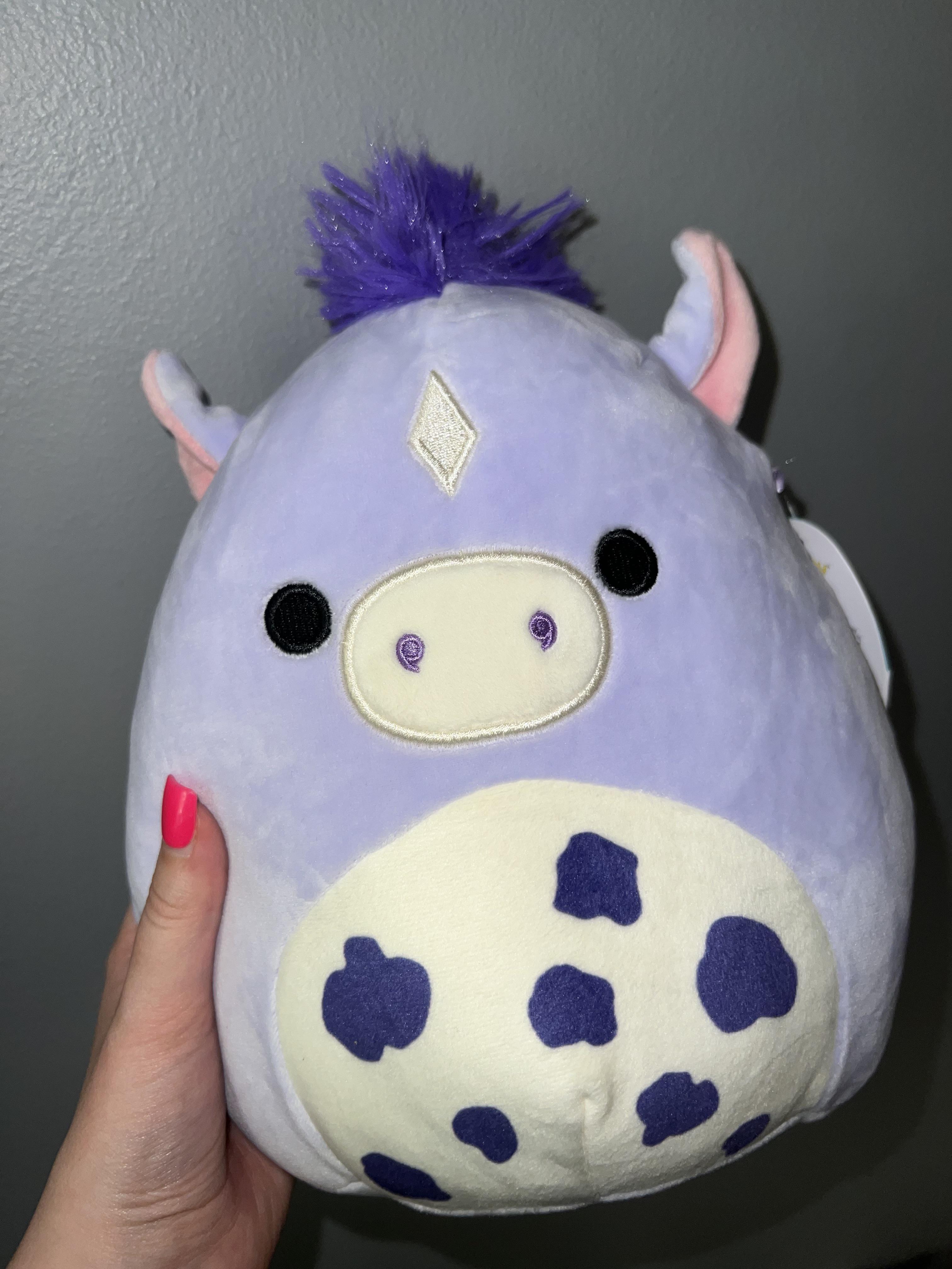 Meadow the Horse is officially my favorite Squishmallow 💜 They are so