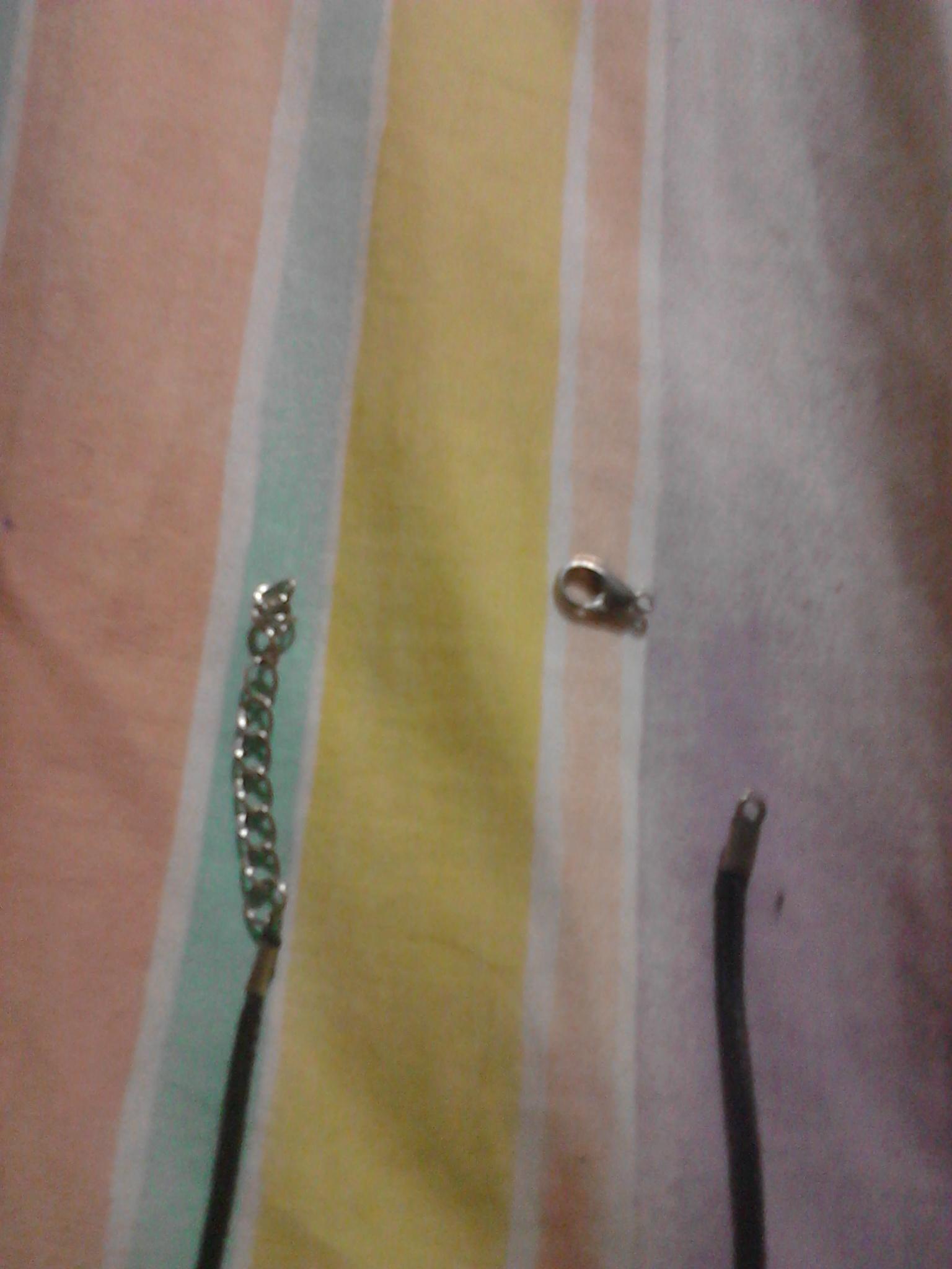 Is there any way for me to fix my necklace? (also sorry if this isn't