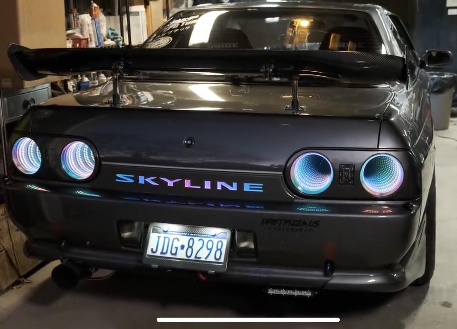 The tail lights on this R32 r/AwesomeCarMods