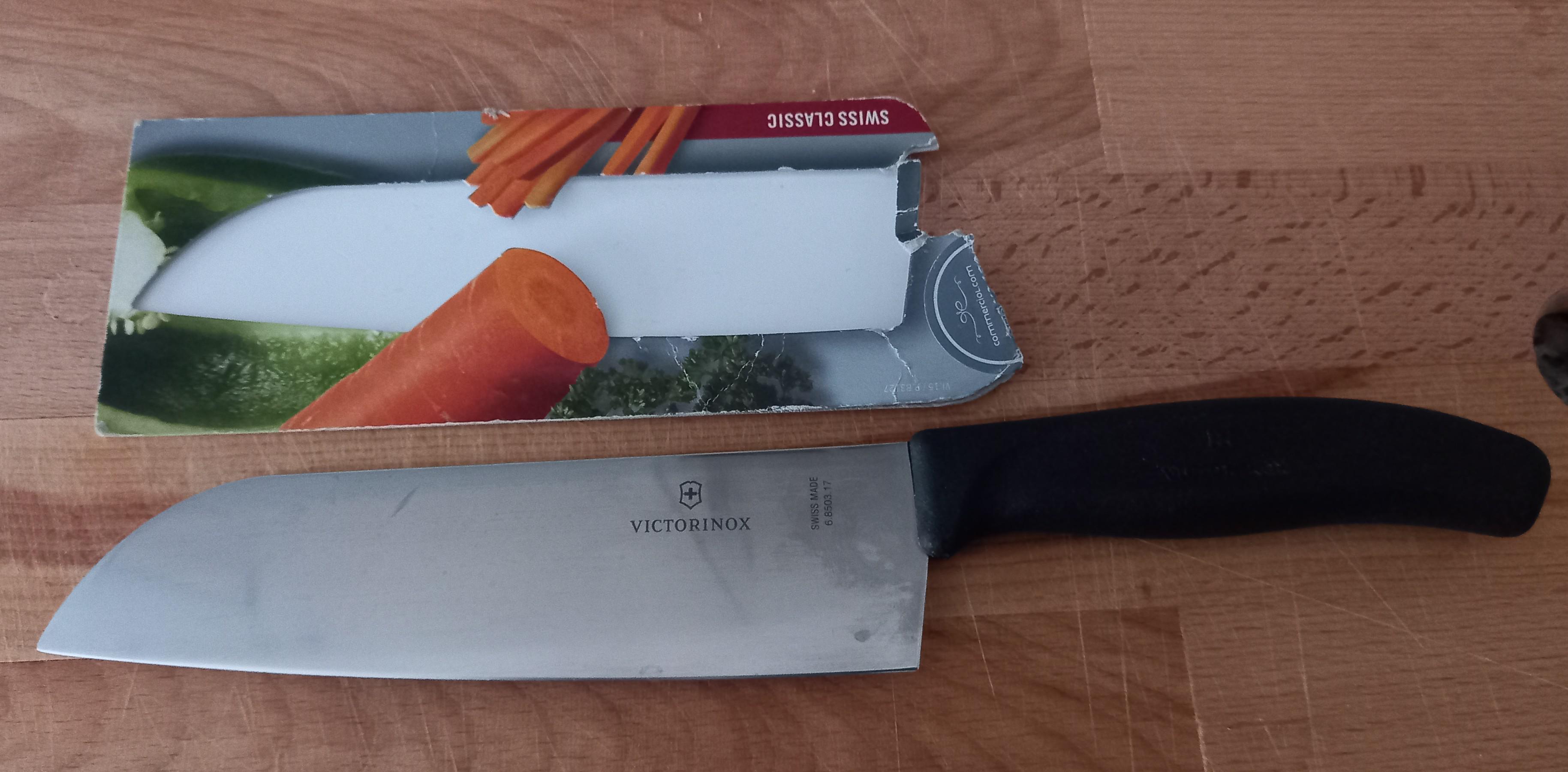 Best/Easy technique to keep this Victorinox sharp? r/chefknives