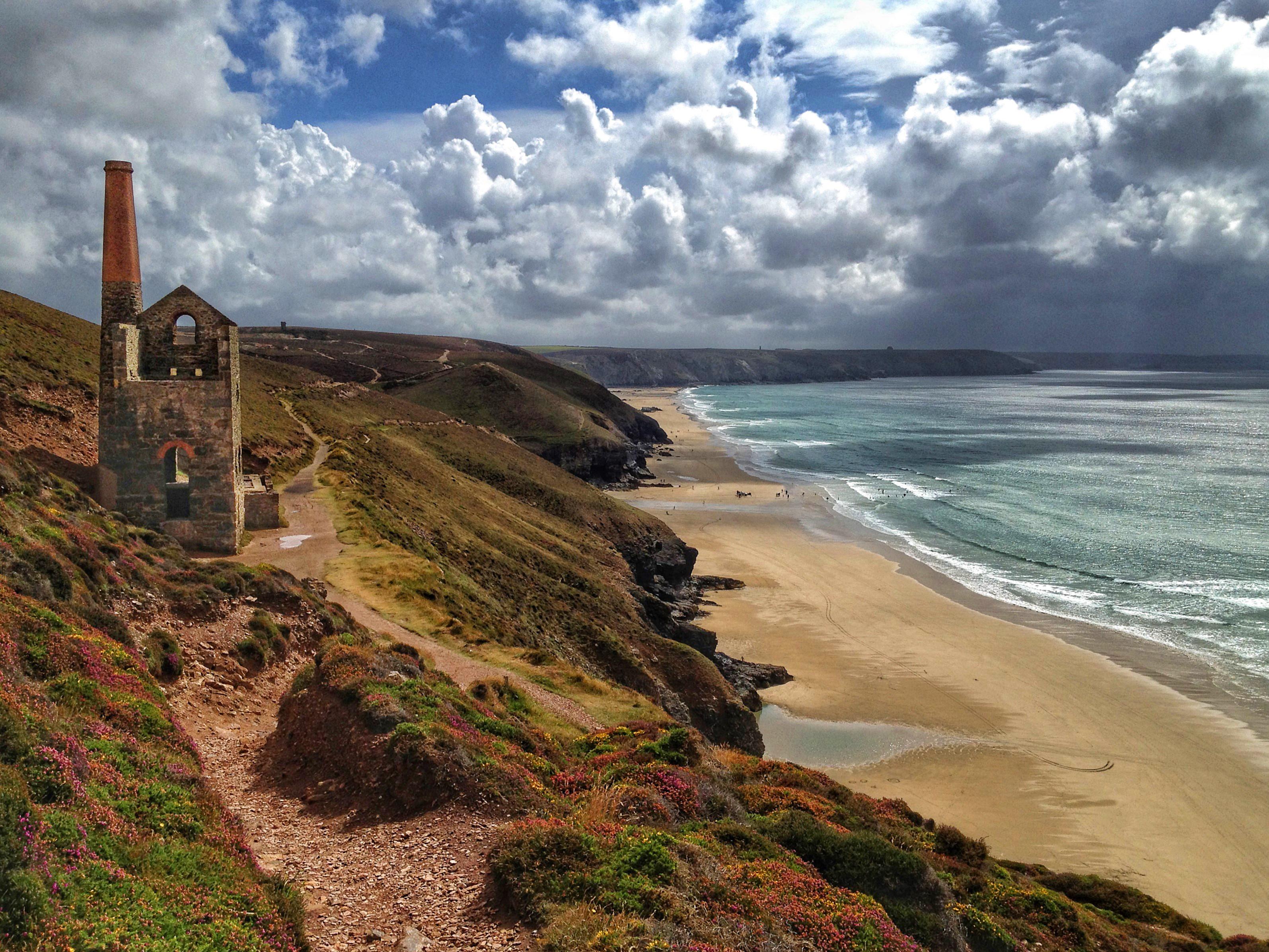 [OC] Chapel Porth Beach, Cornwall [3190x2393] r/Beachporn