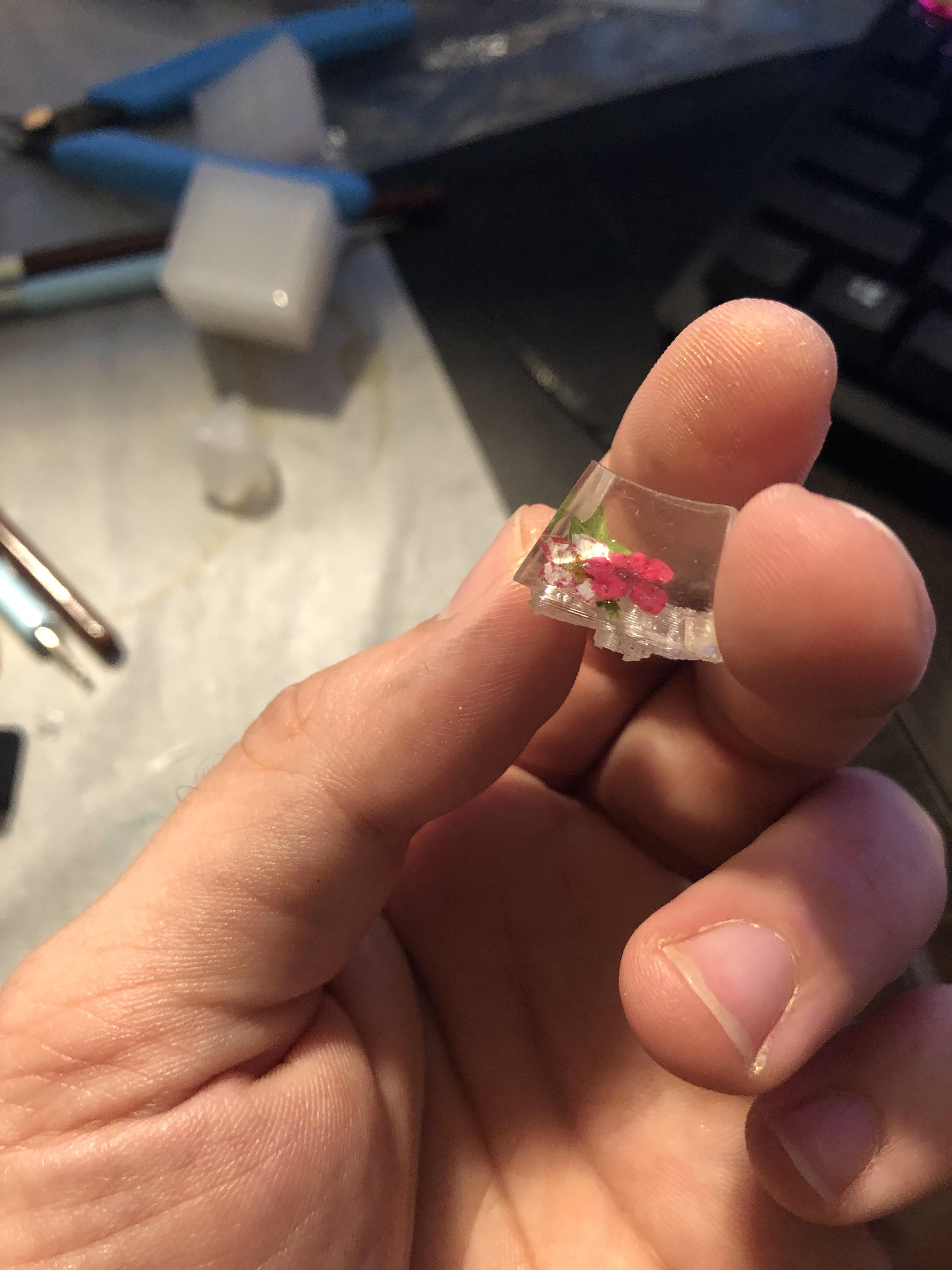 First successful flower resin keycap. Excited to make a full set! r