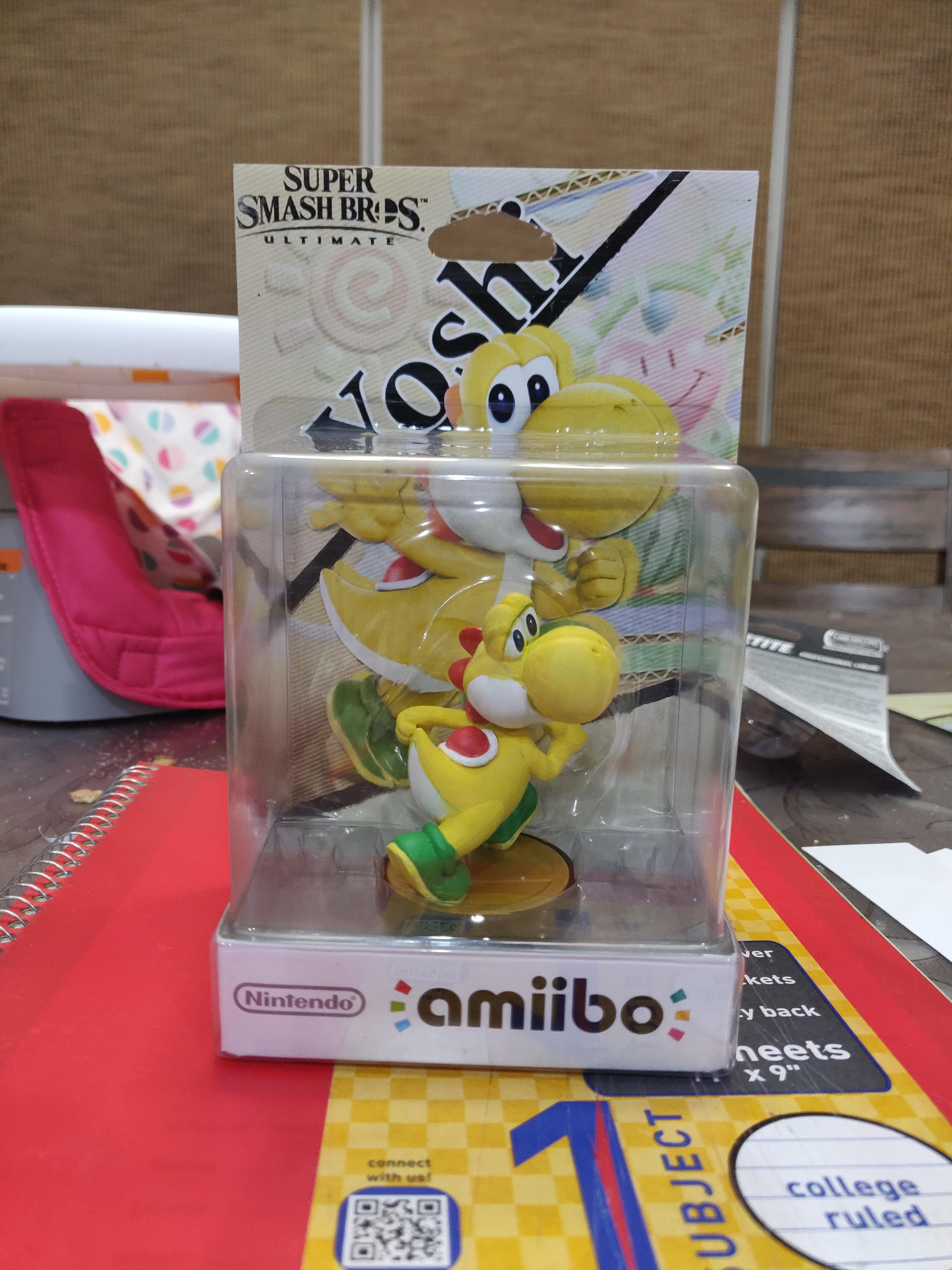 Made a custom amiibo for my friend with a whole custom box as well! r