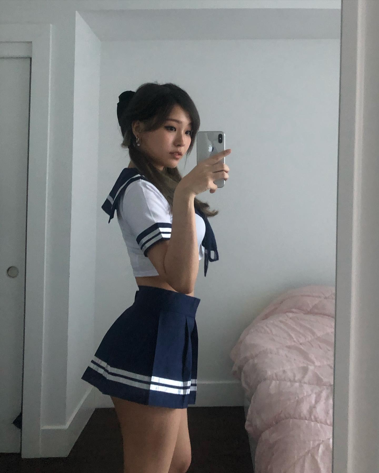 Aikuros