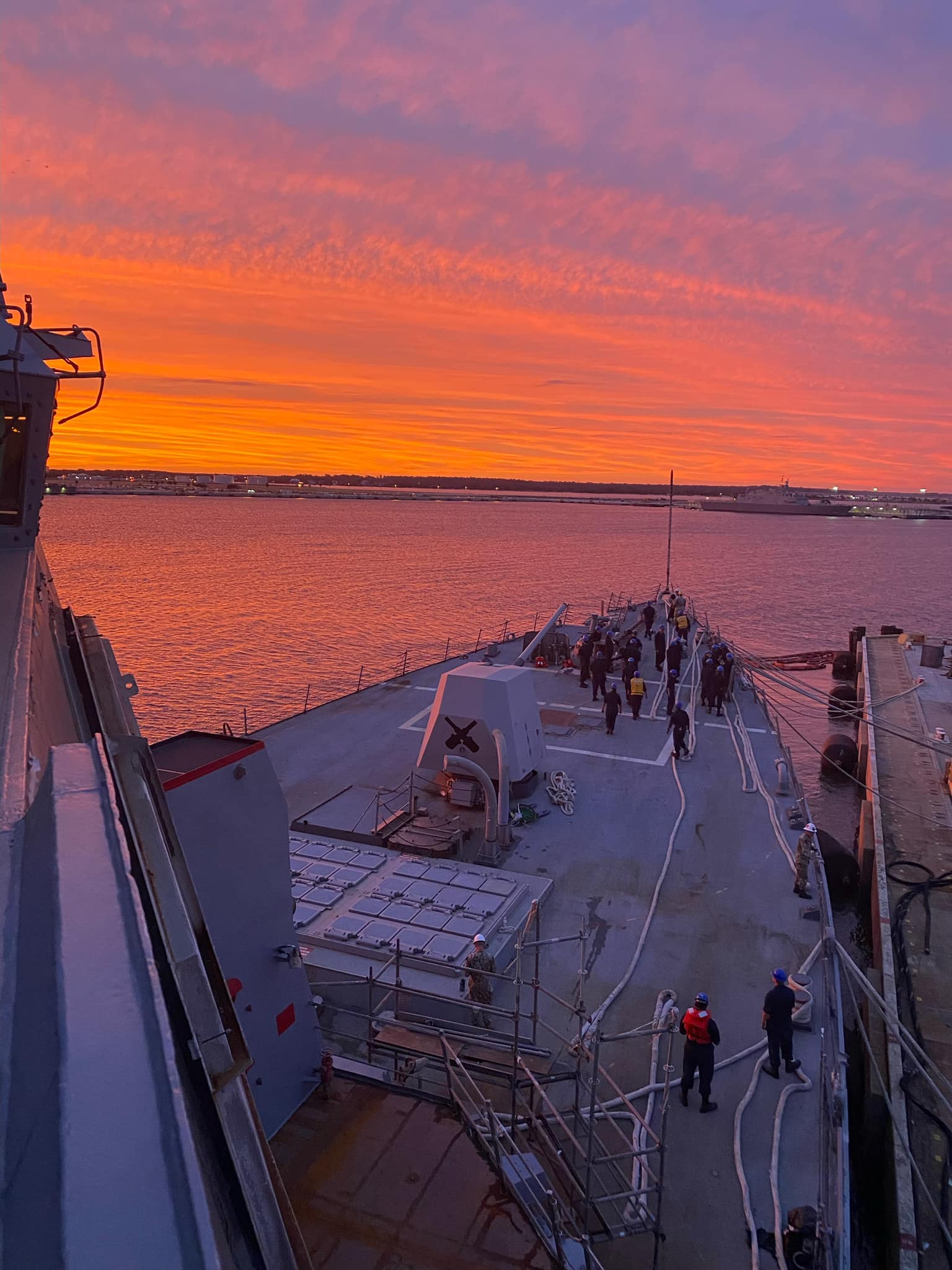USS Winston S Churchill prepares for Hurricane Ian Sept 28, 2022 [1536