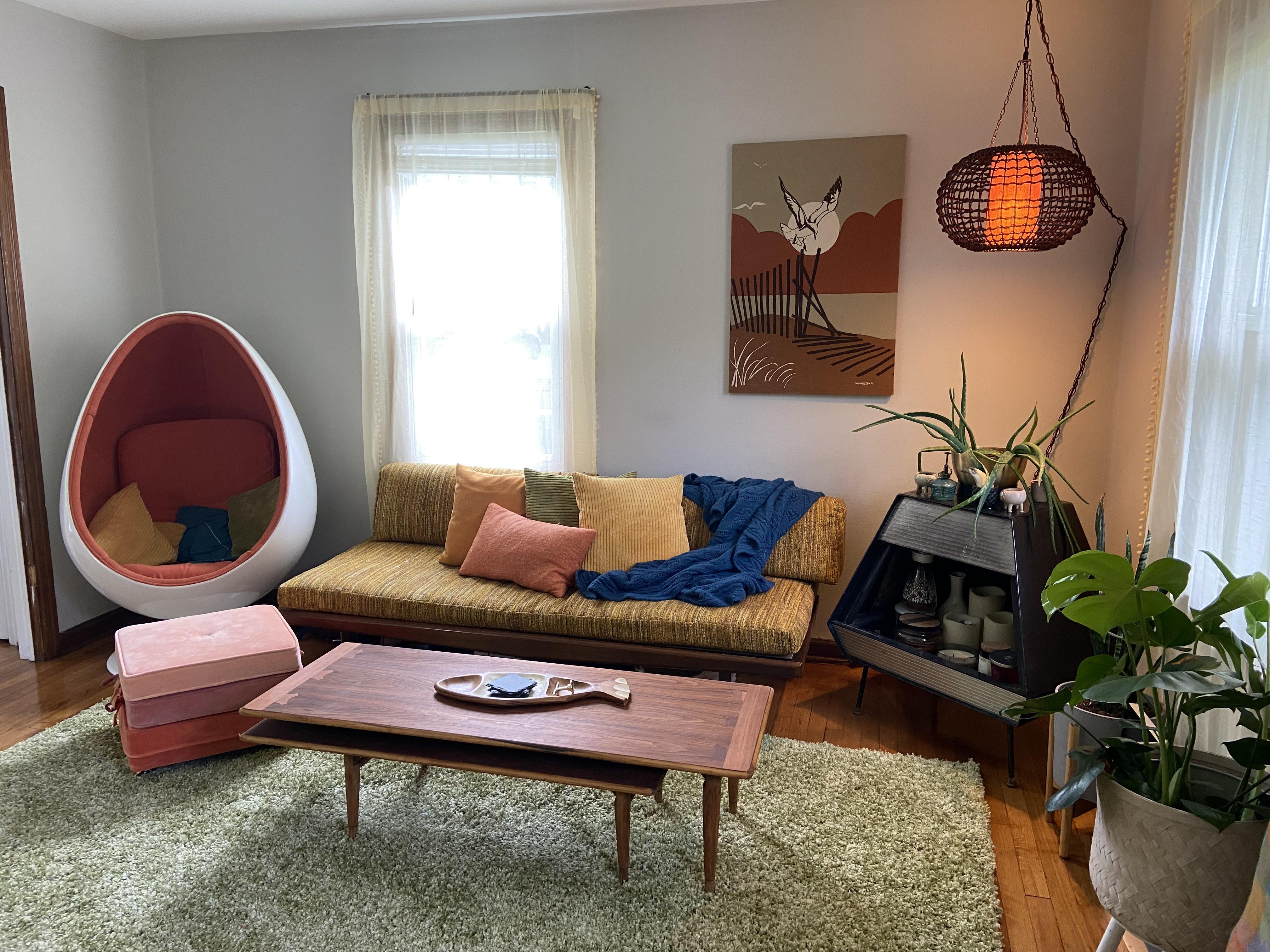 My living room set up is finally finished! r/Mid_Century